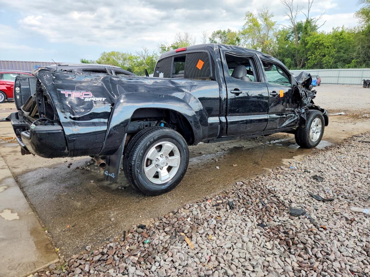2013 Toyota Tacoma Double Cab Long Bed Black vin: 3TMMU4FN5DM057572