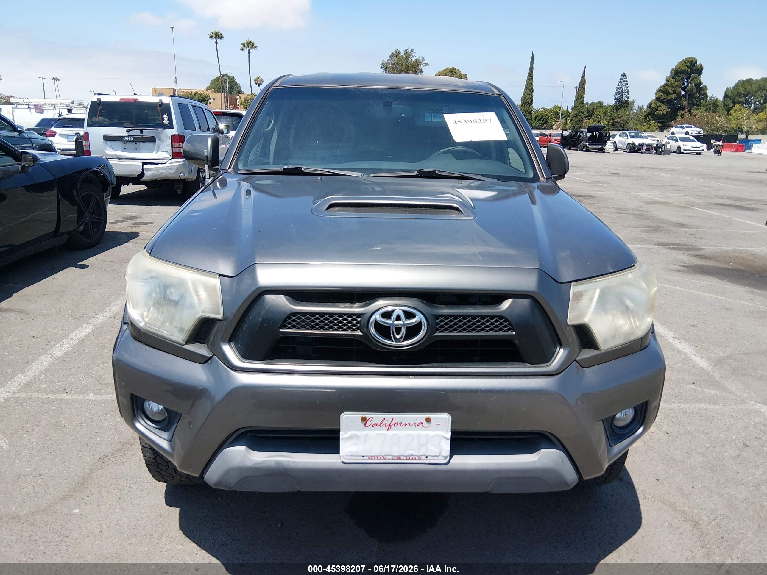 2013 Toyota Tacoma Base V6 Gray vin: 3TMMU4FN5DM060374