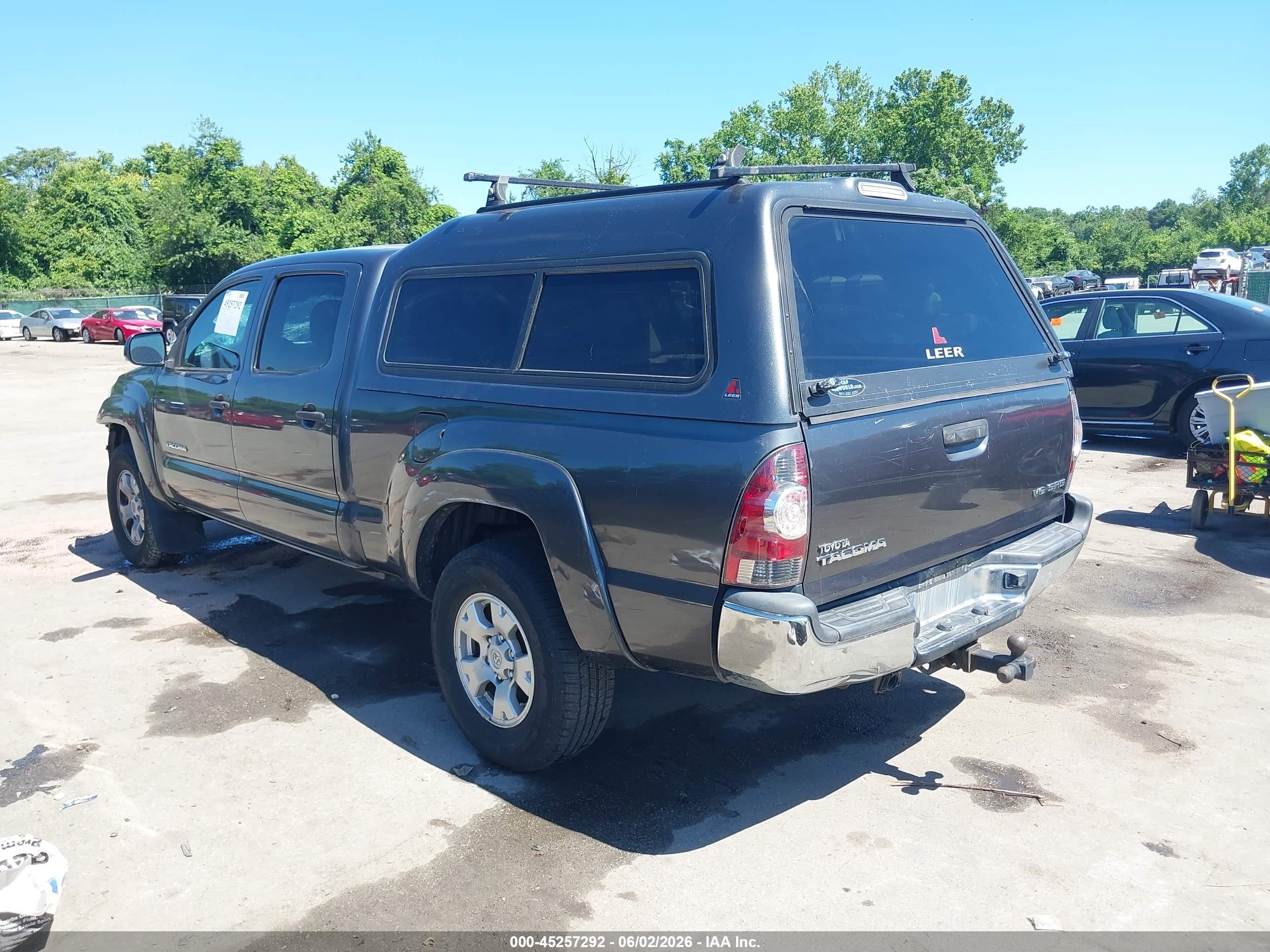 2014 Toyota Tacoma Base V6 Серый vin: 3TMMU4FN5EM064104