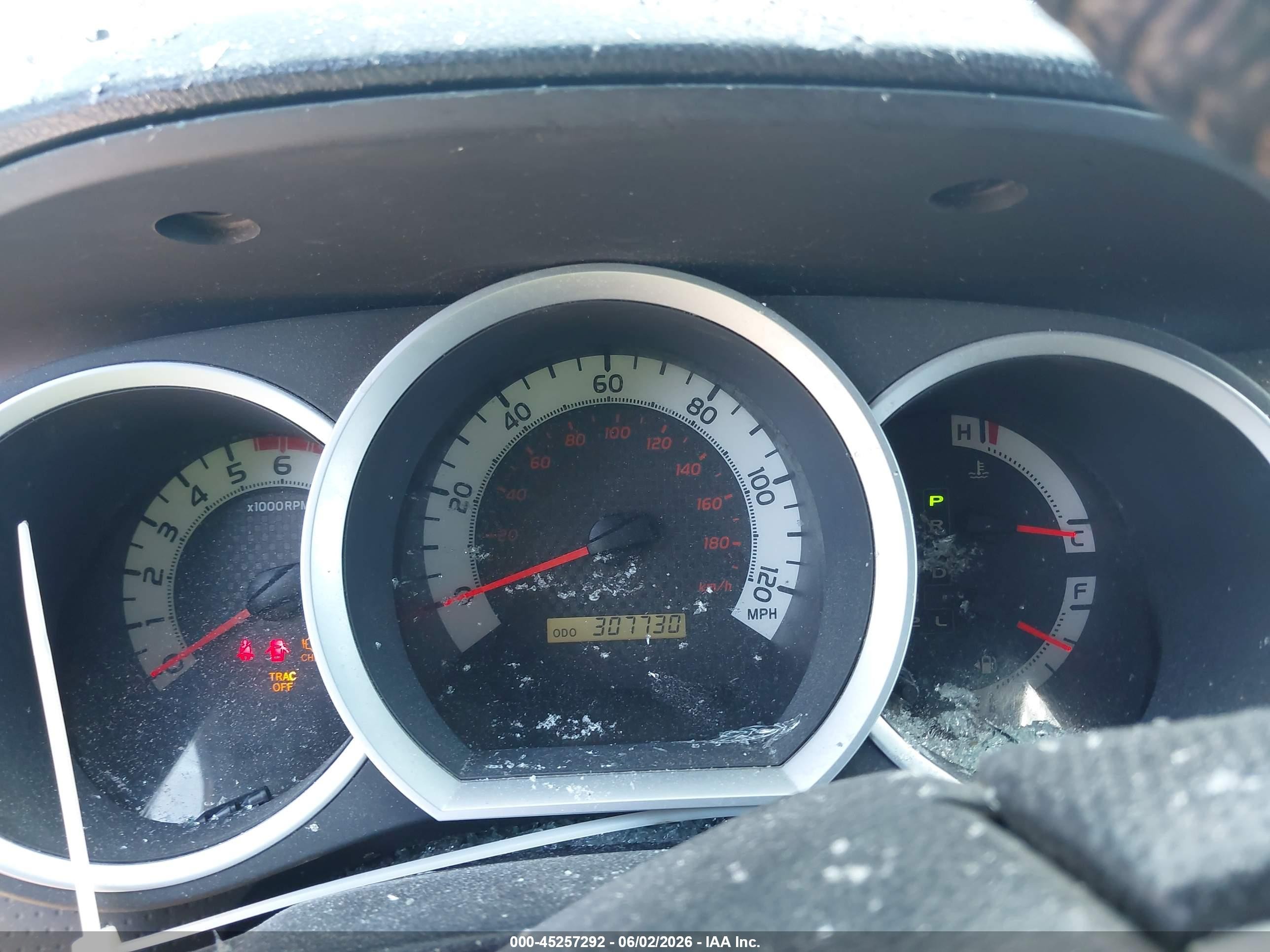 2014 Toyota Tacoma Base V6 Серый vin: 3TMMU4FN5EM064104