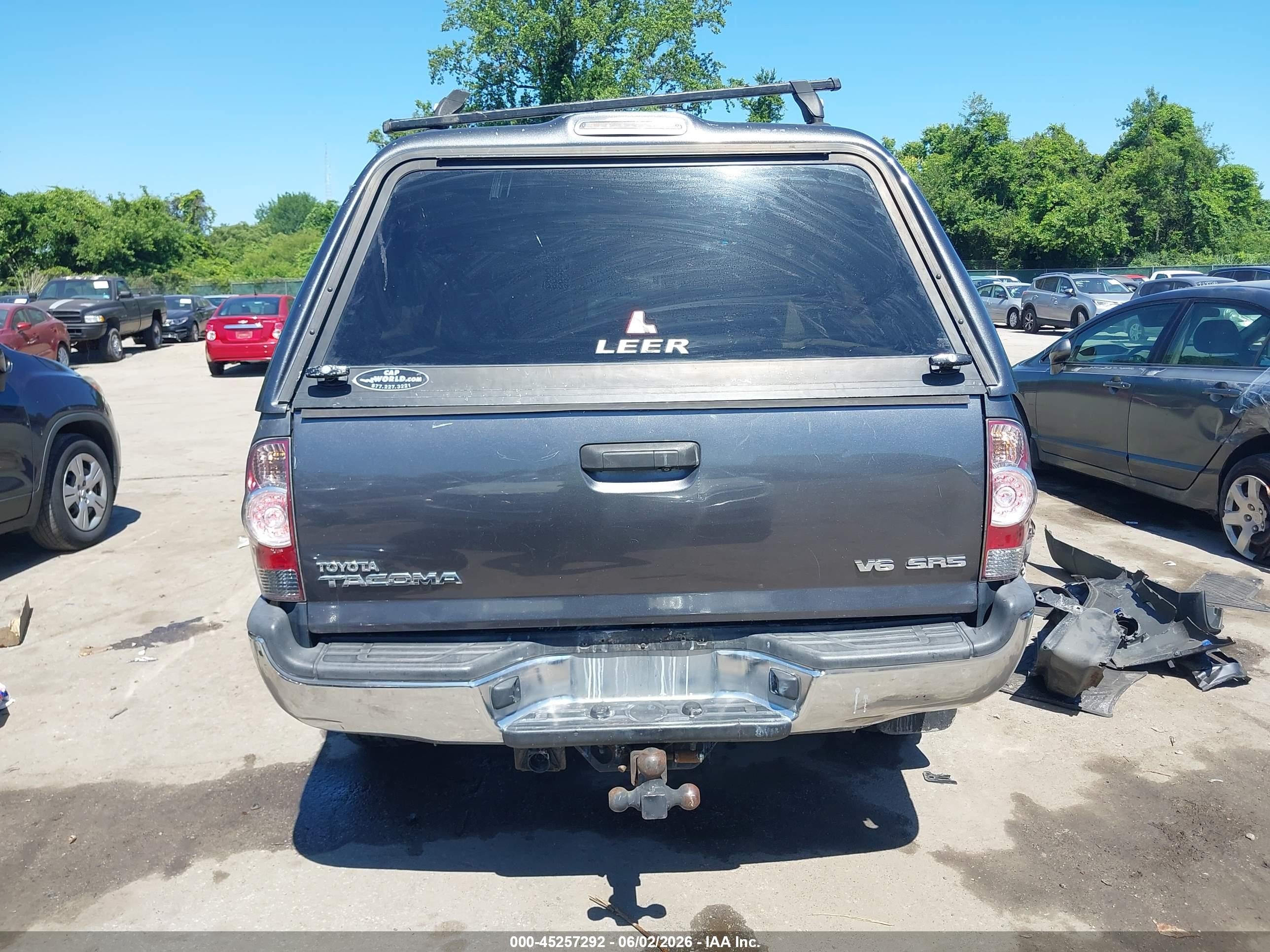 2014 Toyota Tacoma Base V6 Серый vin: 3TMMU4FN5EM064104