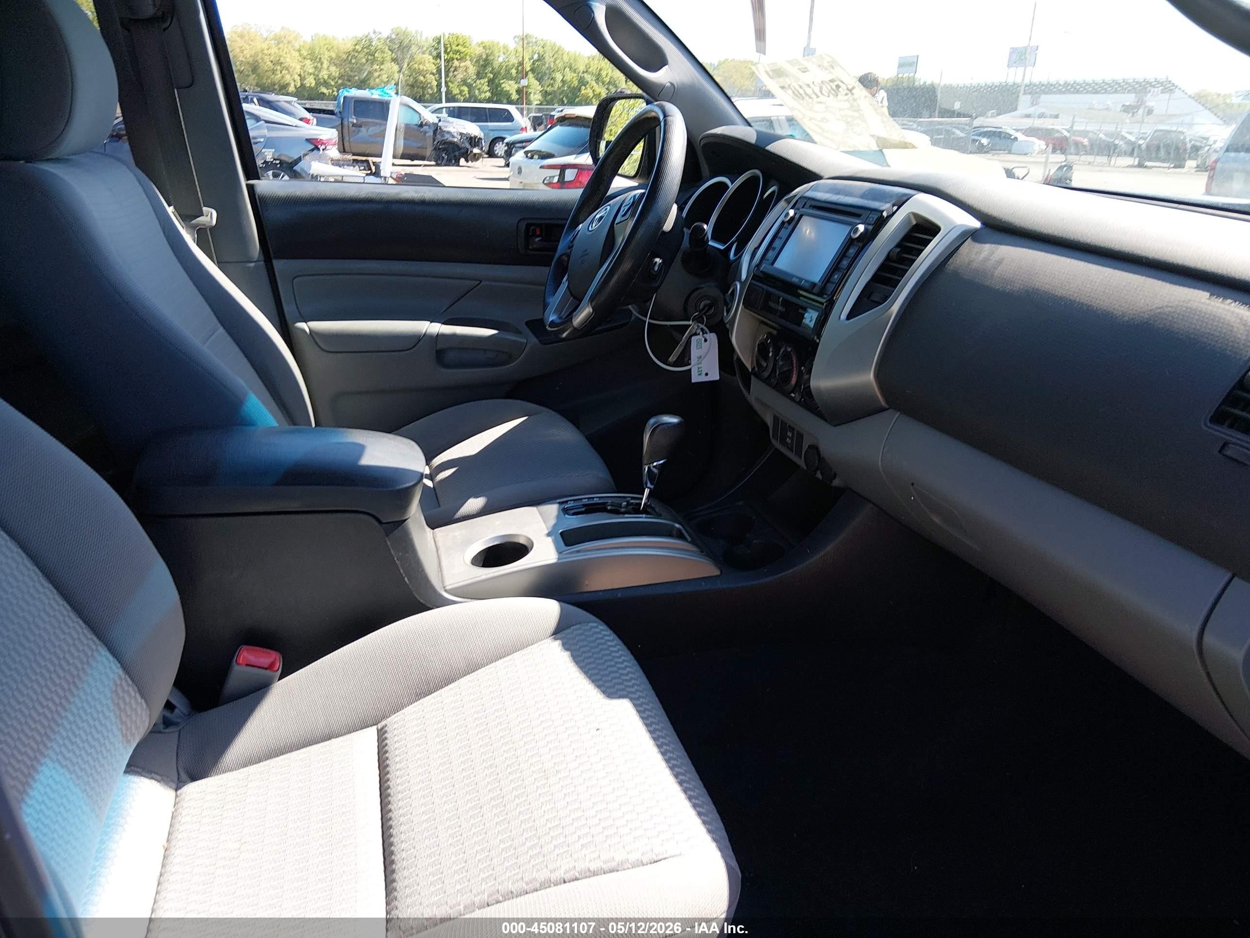 2015 Toyota Tacoma Base V6 Gray vin: 3TMMU4FN5FM074343