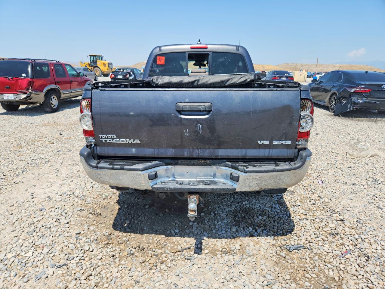 2015 Toyota Tacoma Double Cab Long Bed Gray vin: 3TMMU4FN5FM079042