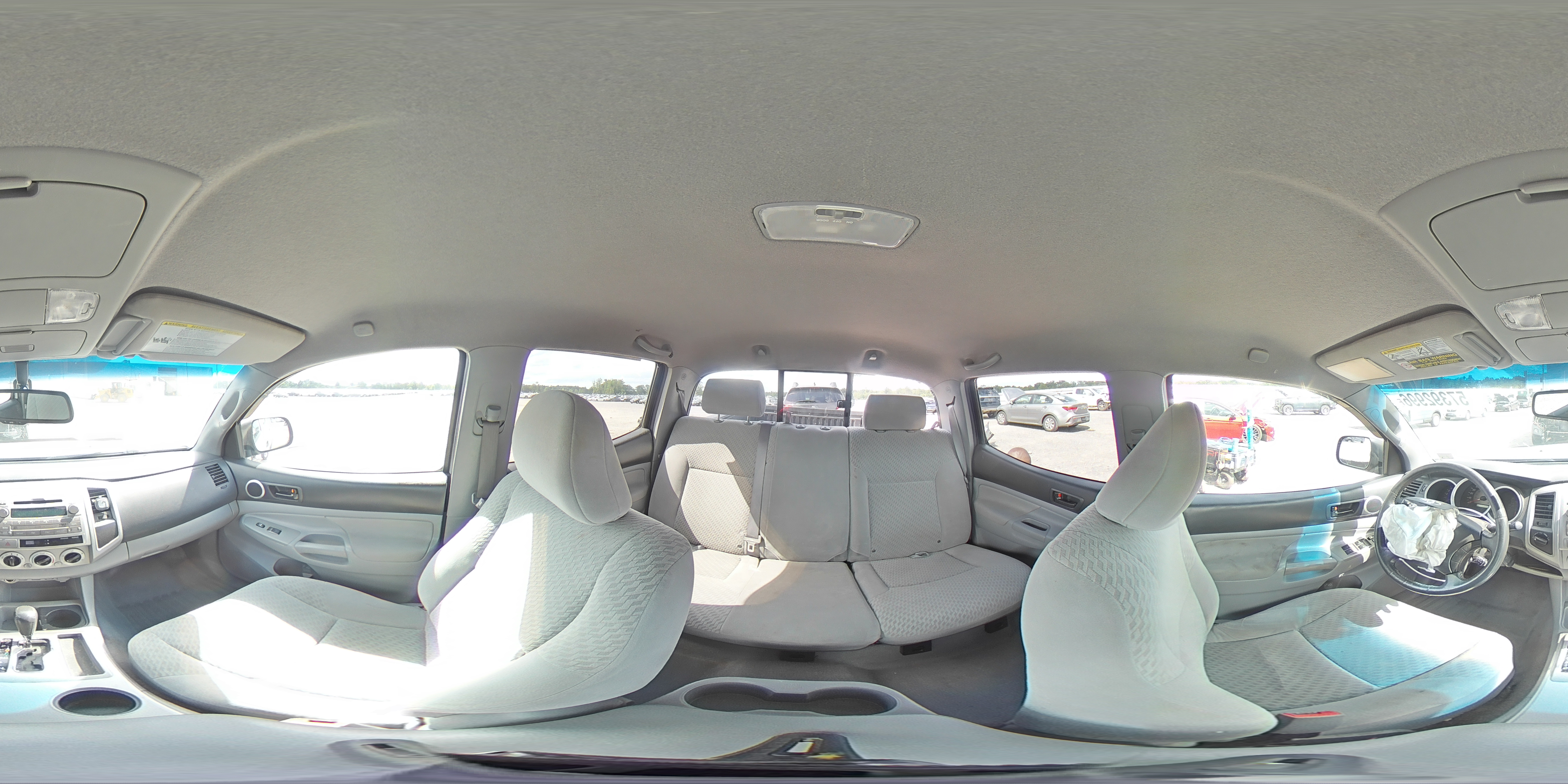 2011 Toyota Tacoma Silver vin: 3TMMU4FN6BM025761