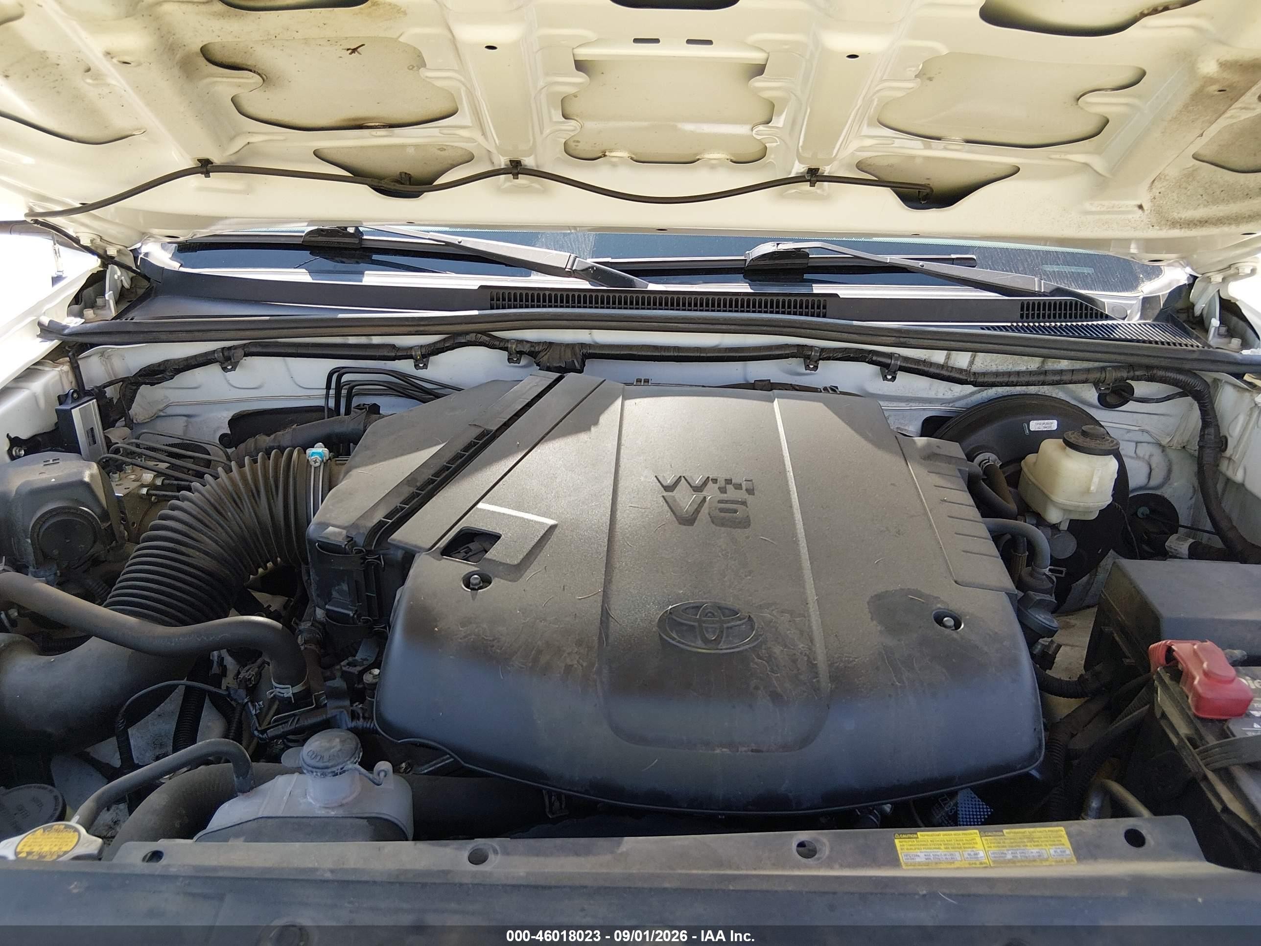 2015 Toyota Tacoma Base V6 White vin: 3TMMU4FN6FM076649