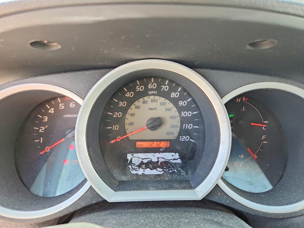 2010 Toyota Tacoma White vin: 3TMMU4FN7AM018817