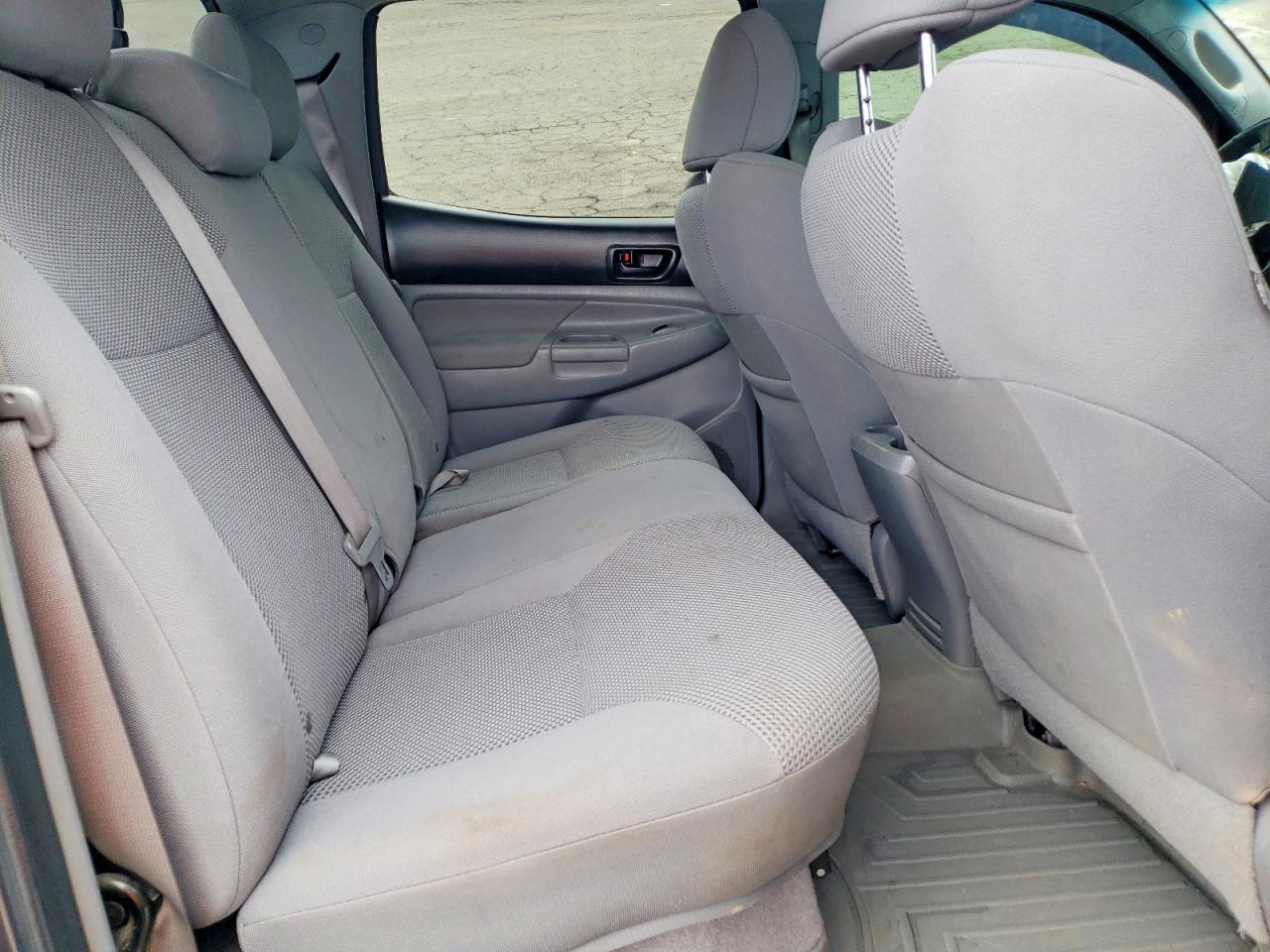 2010 Toyota Tacoma Double Cab Long Bed Gray vin: 3TMMU4FN7AM023578