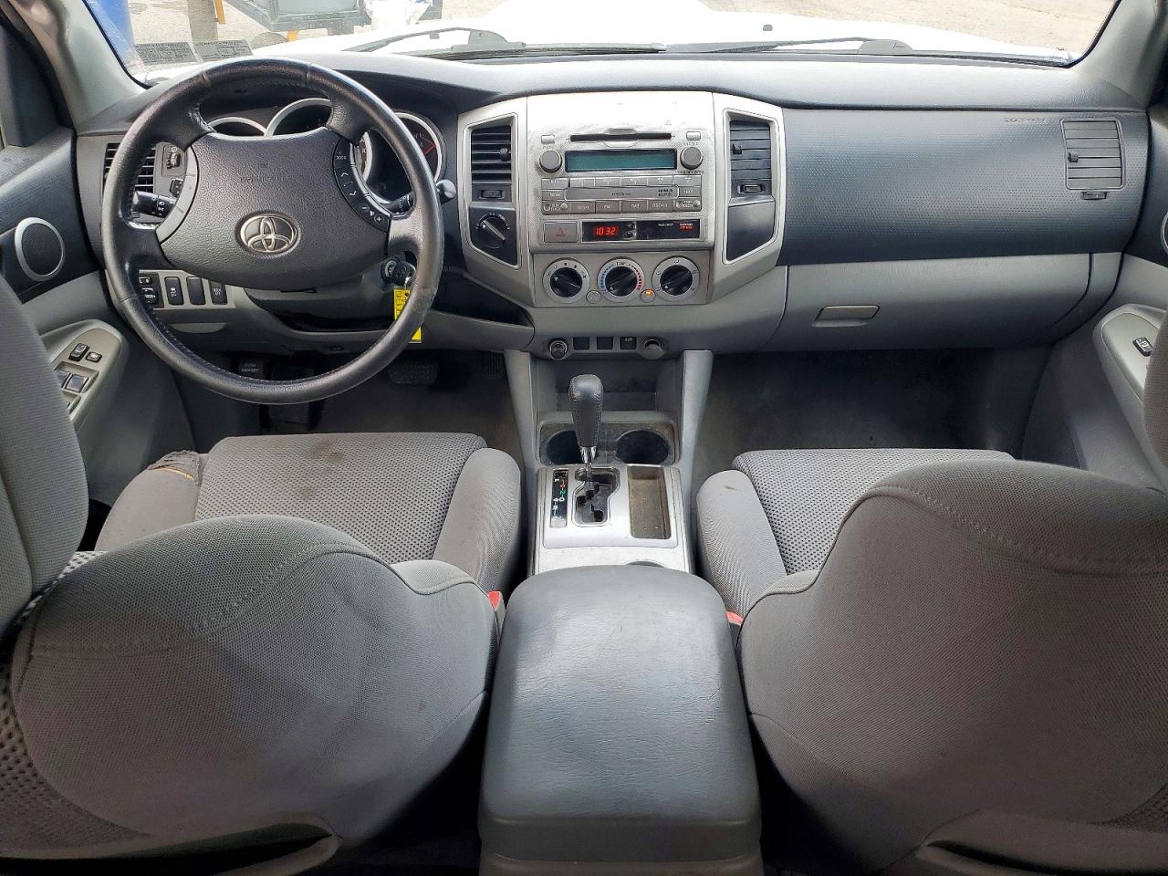 2011 Toyota Tacoma Double Cab Long Bed Silver vin: 3TMMU4FN7BM025395