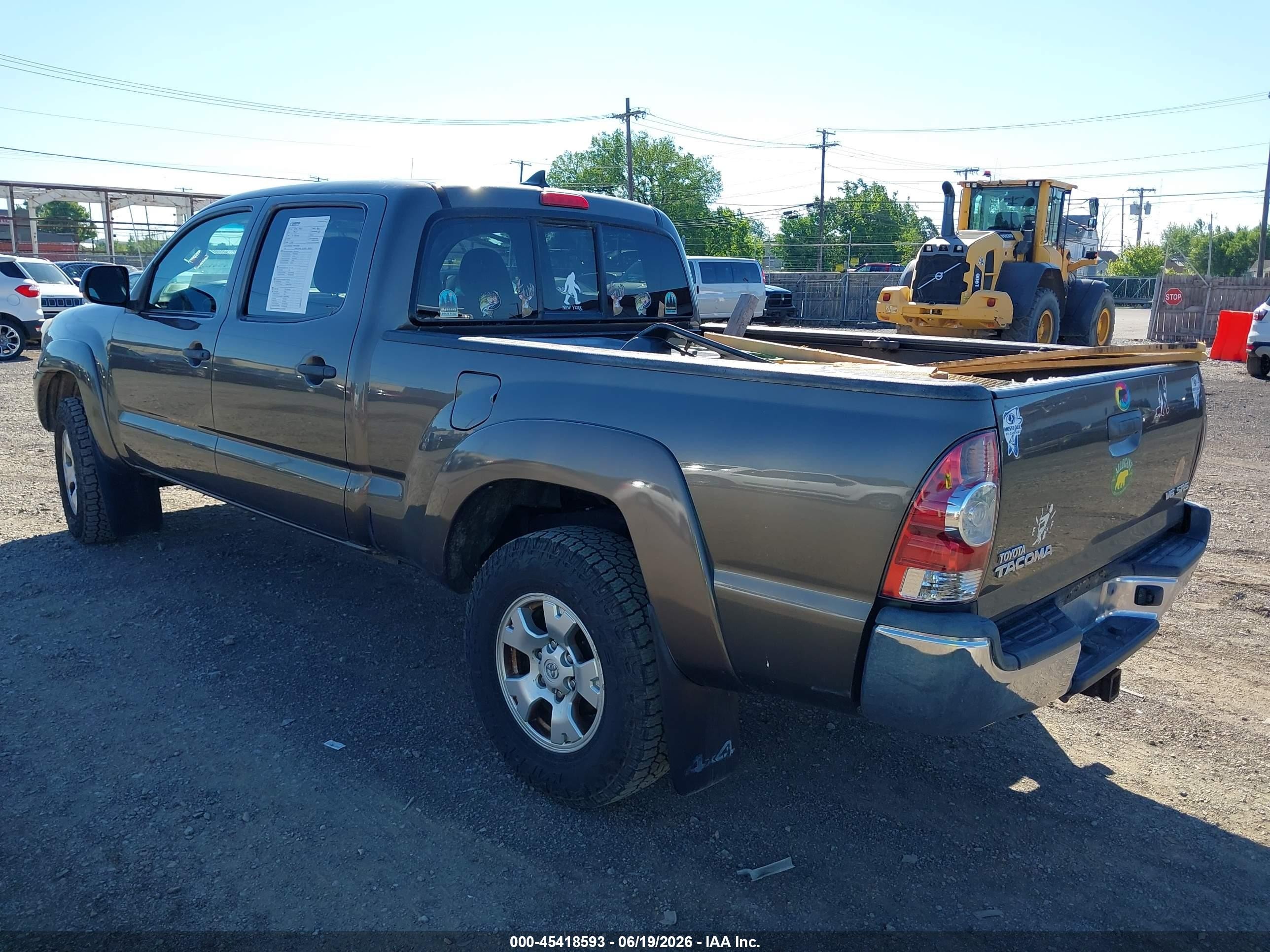 2014 Toyota Tacoma Base V6 Brown vin: 3TMMU4FN7EM068719