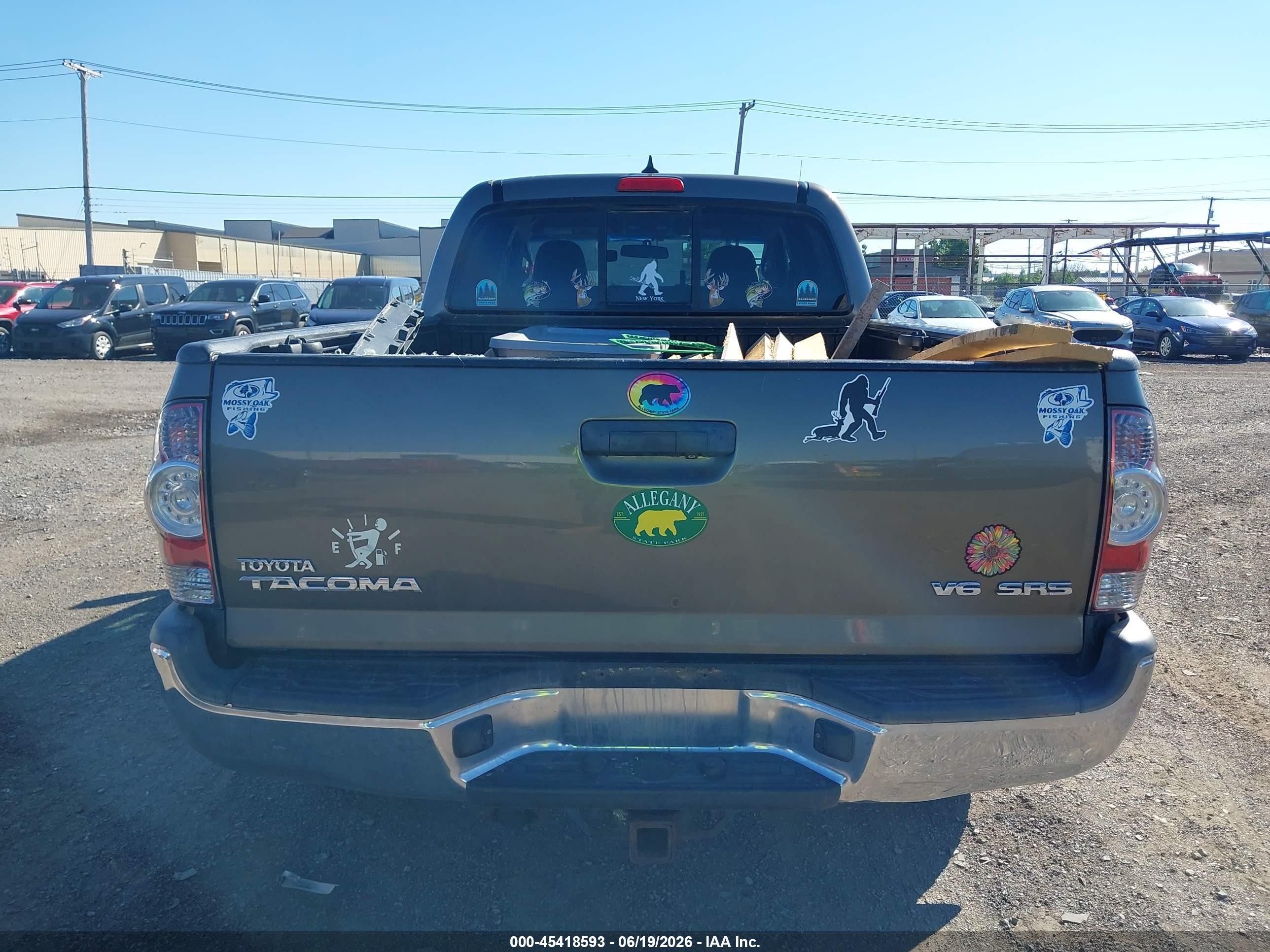 2014 Toyota Tacoma Base V6 Brown vin: 3TMMU4FN7EM068719