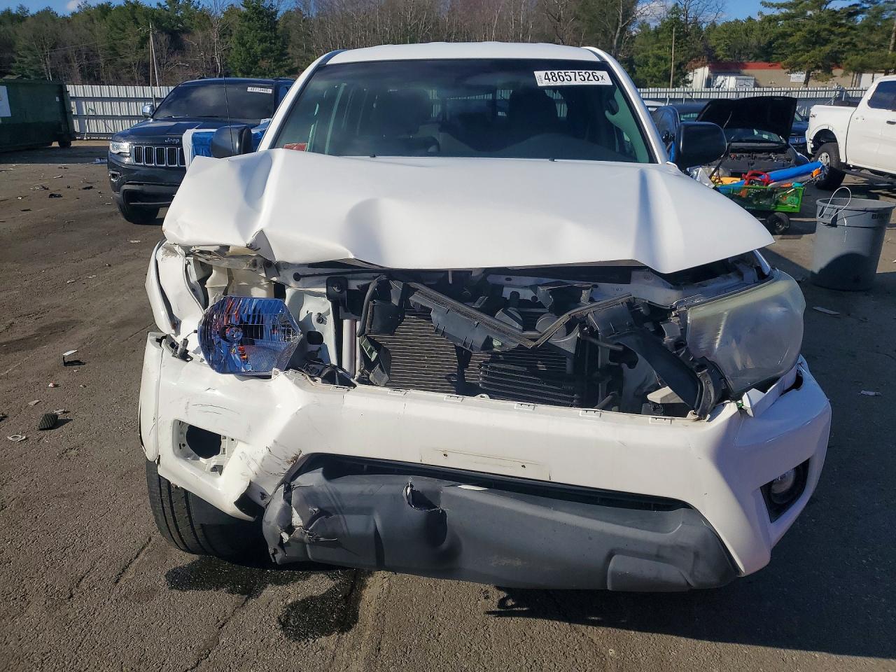 2015 Toyota Tacoma V6 White vin: 3TMMU4FN7FM074120