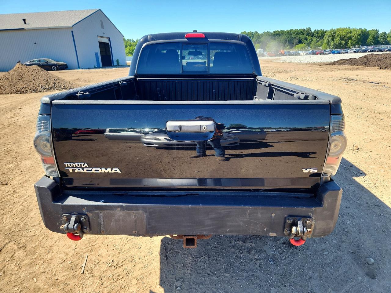 2011 Toyota Tacoma Double Cab Long Bed Black vin: 3TMMU4FN8BM031125