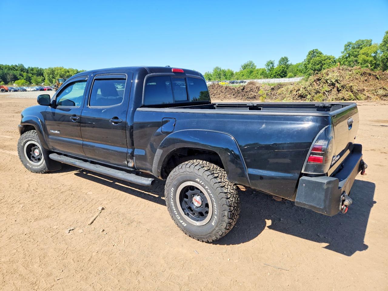 2011 Toyota Tacoma Double Cab Long Bed Black vin: 3TMMU4FN8BM031125