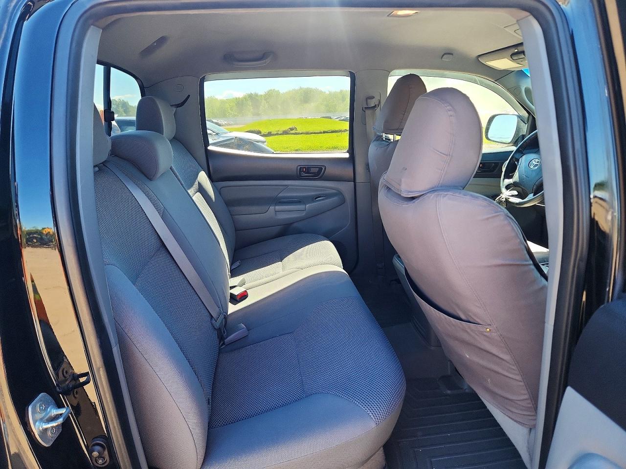 2011 Toyota Tacoma Double Cab Long Bed Black vin: 3TMMU4FN8BM031125