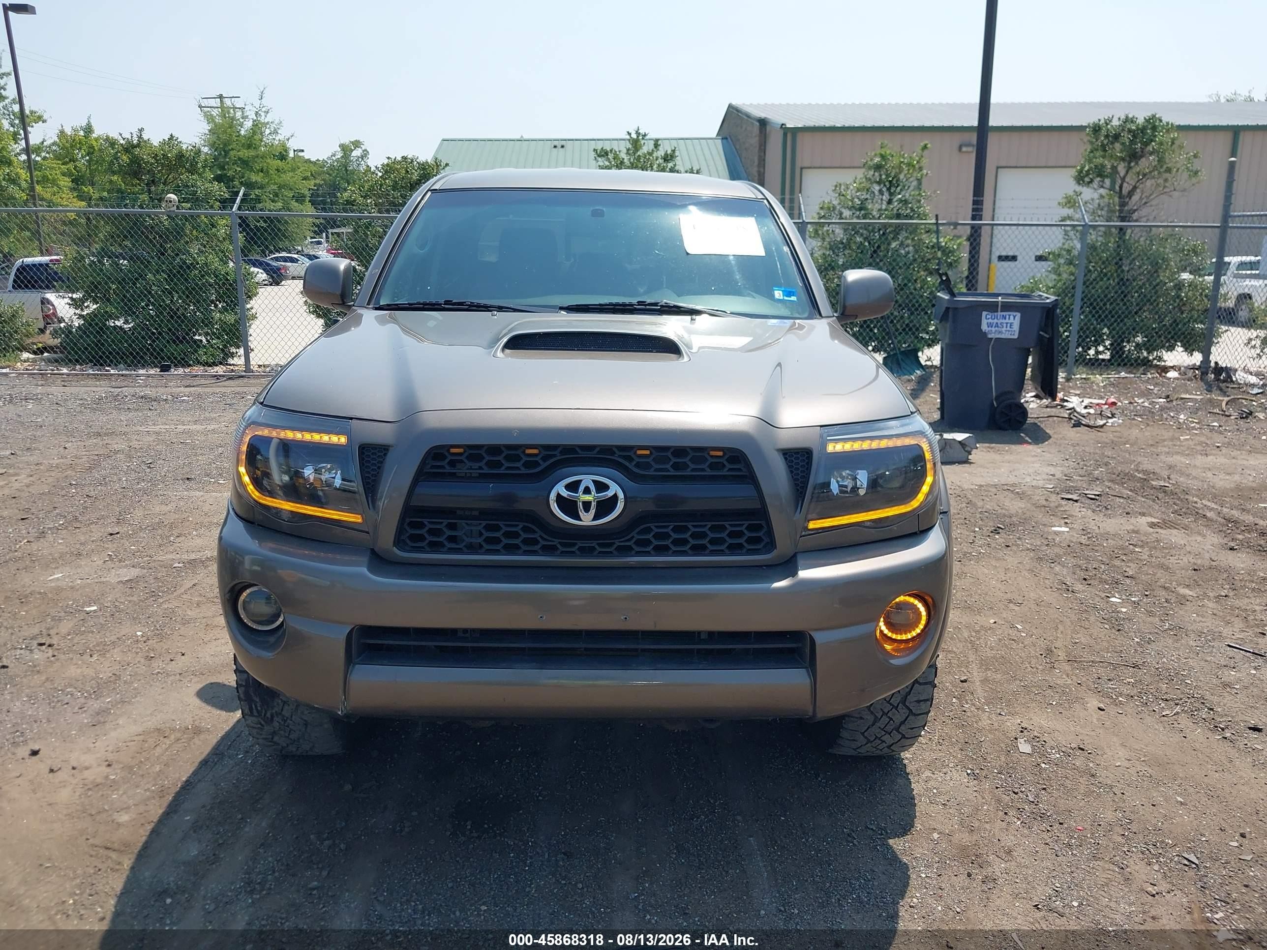 2011 Toyota Tacoma Base V6 Gold vin: 3TMMU4FN8BM035093