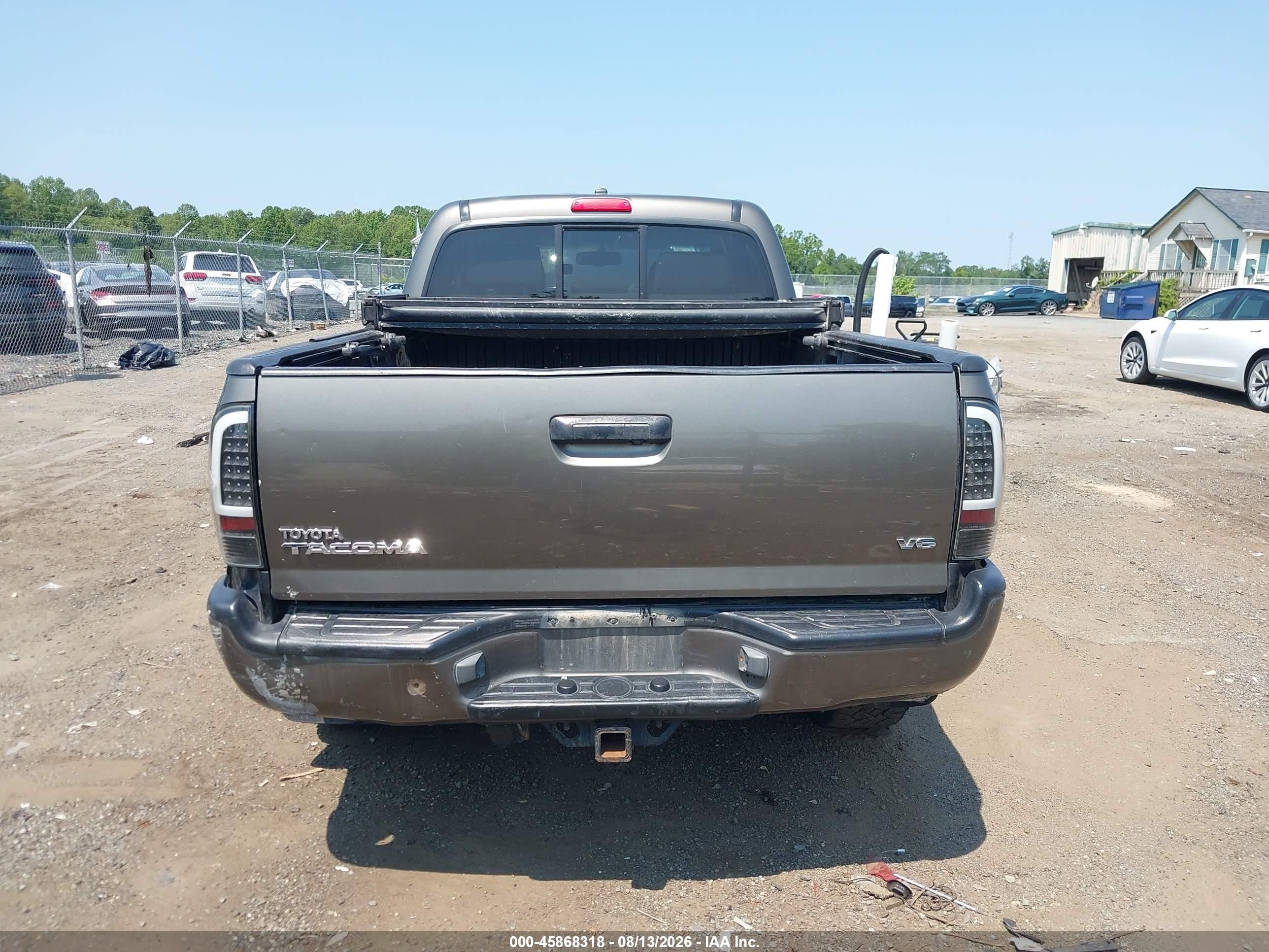 2011 Toyota Tacoma Base V6 Gold vin: 3TMMU4FN8BM035093