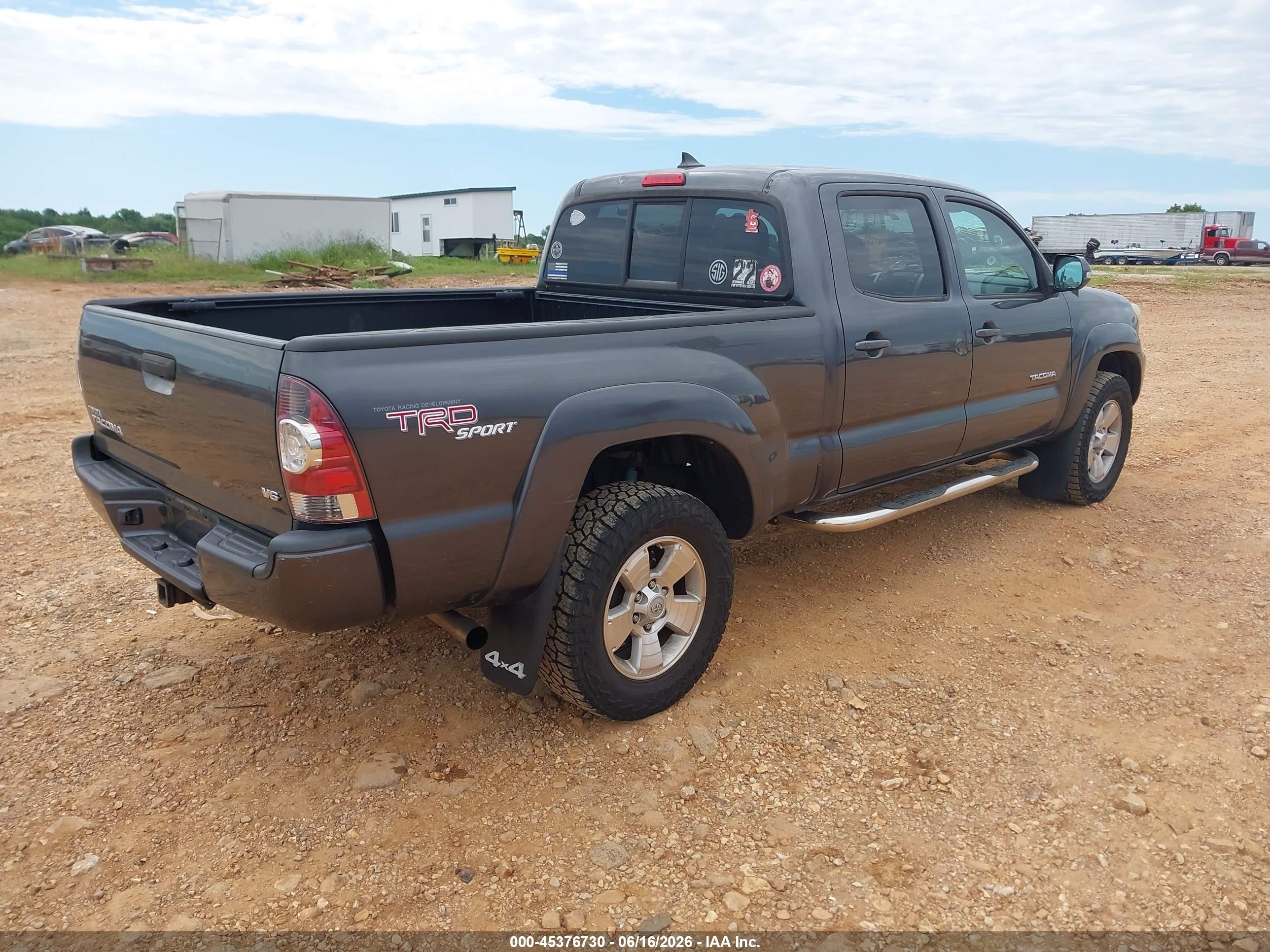 2013 Toyota Tacoma Base V6 Серый vin: 3TMMU4FN8DM051491
