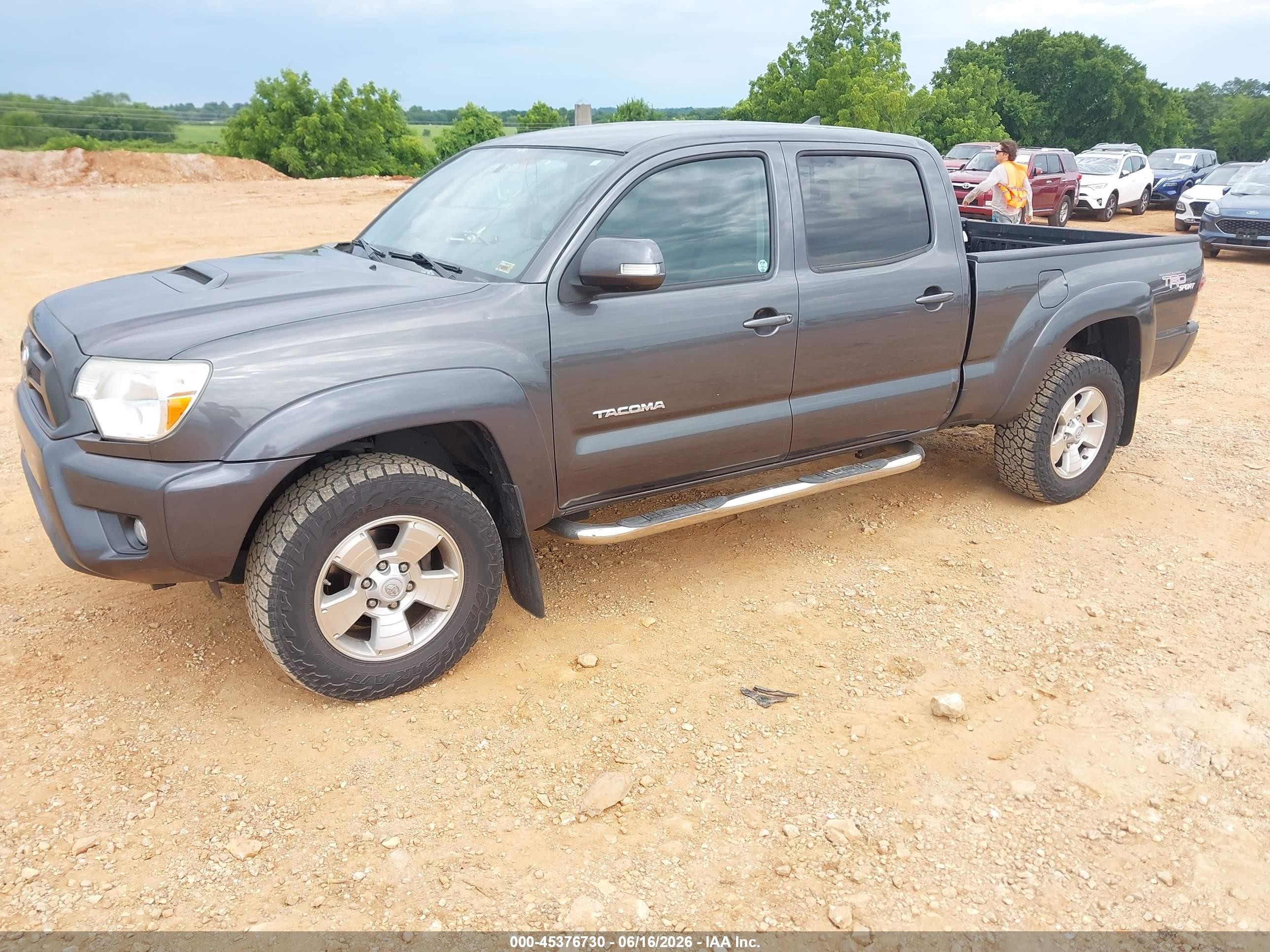 2013 Toyota Tacoma Base V6 Серый vin: 3TMMU4FN8DM051491