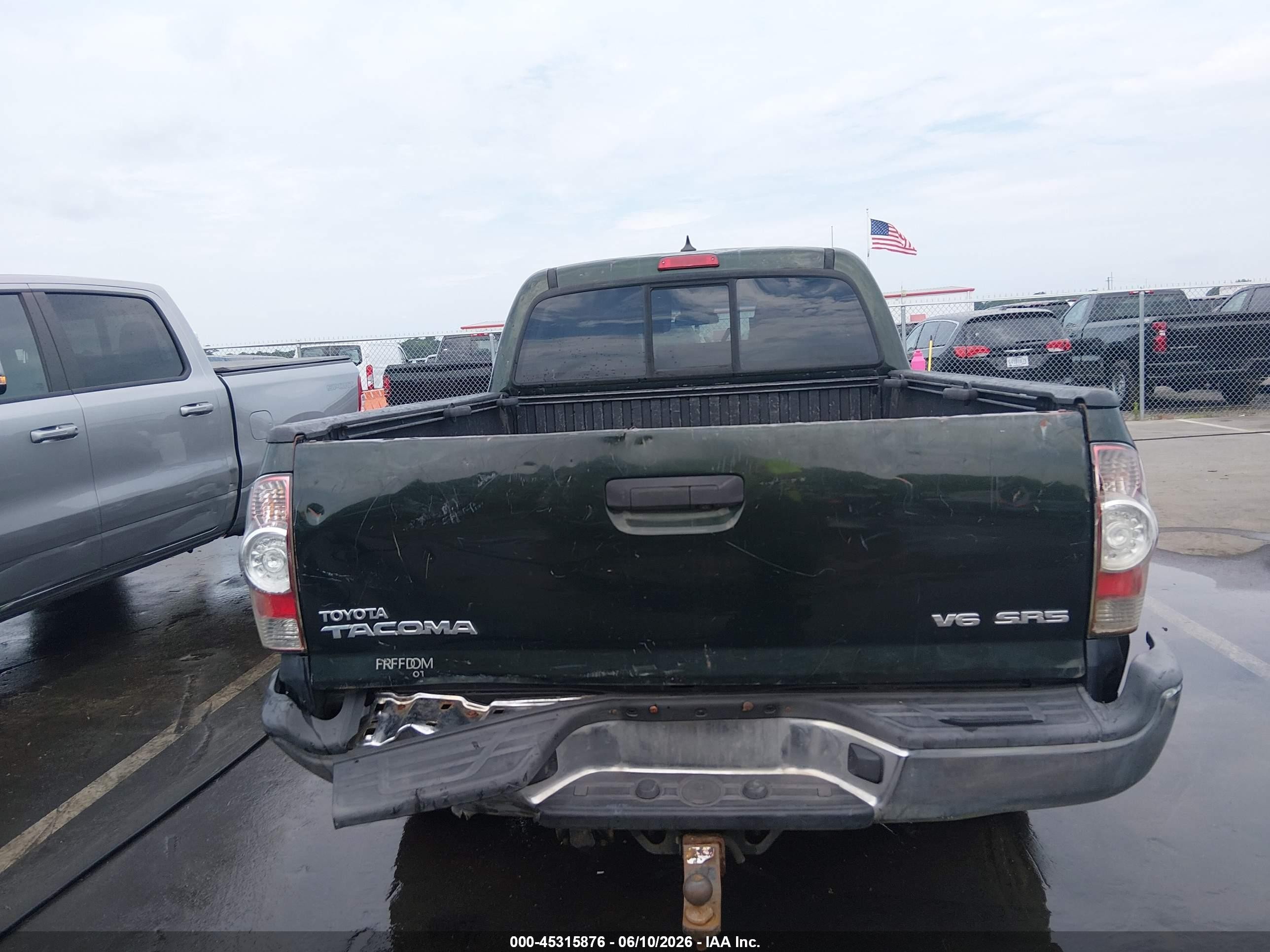 2014 Toyota Tacoma Base V6 Green vin: 3TMMU4FN8EM068924