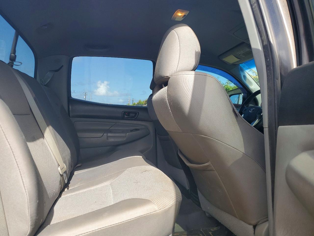 2014 Toyota Tacoma Double Cab Long Bed Gray vin: 3TMMU4FN9EM062470