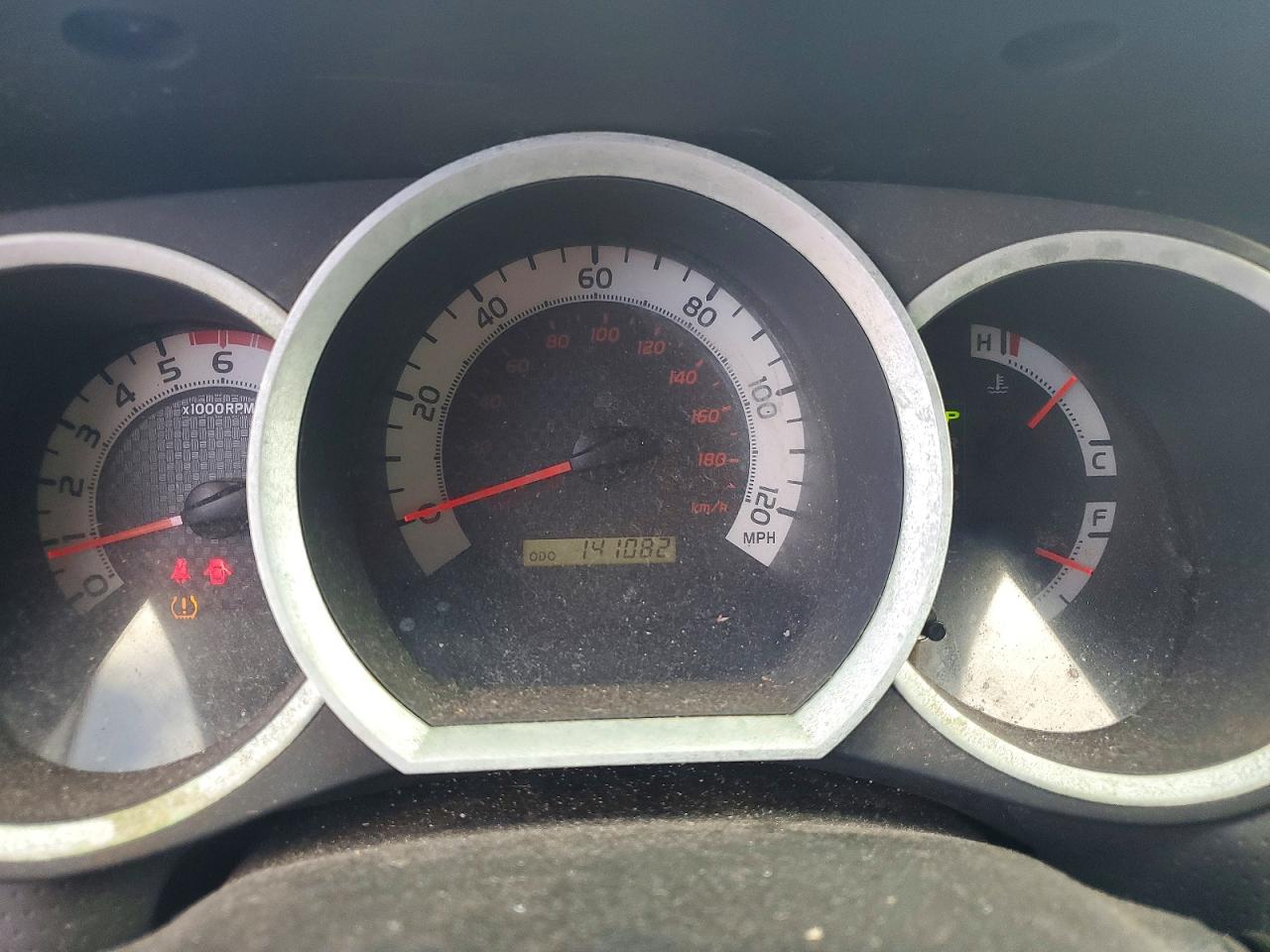 2014 Toyota Tacoma Double Cab Long Bed Gray vin: 3TMMU4FN9EM062470