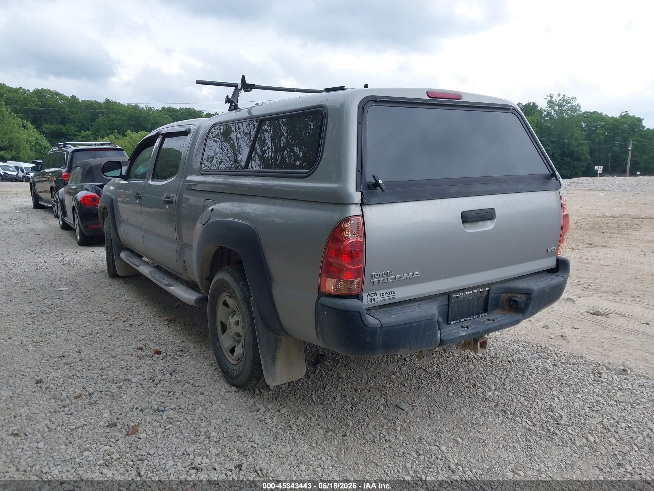 2014 Toyota Tacoma Base V6 Silver vin: 3TMMU4FN9EM063814