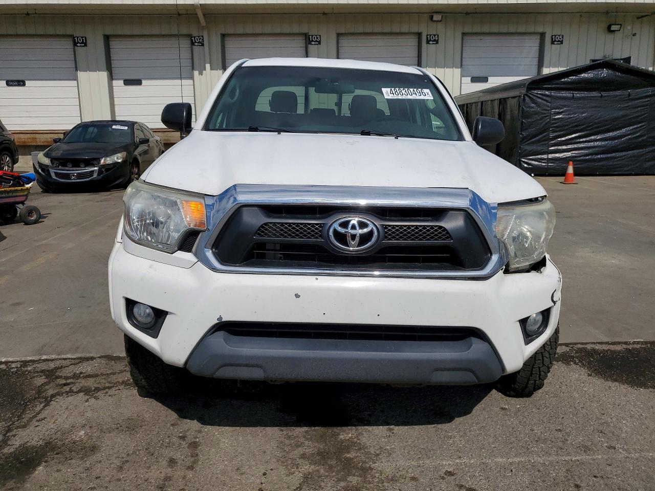 2014 Toyota Tacoma V6 White vin: 3TMMU4FN9EM070603