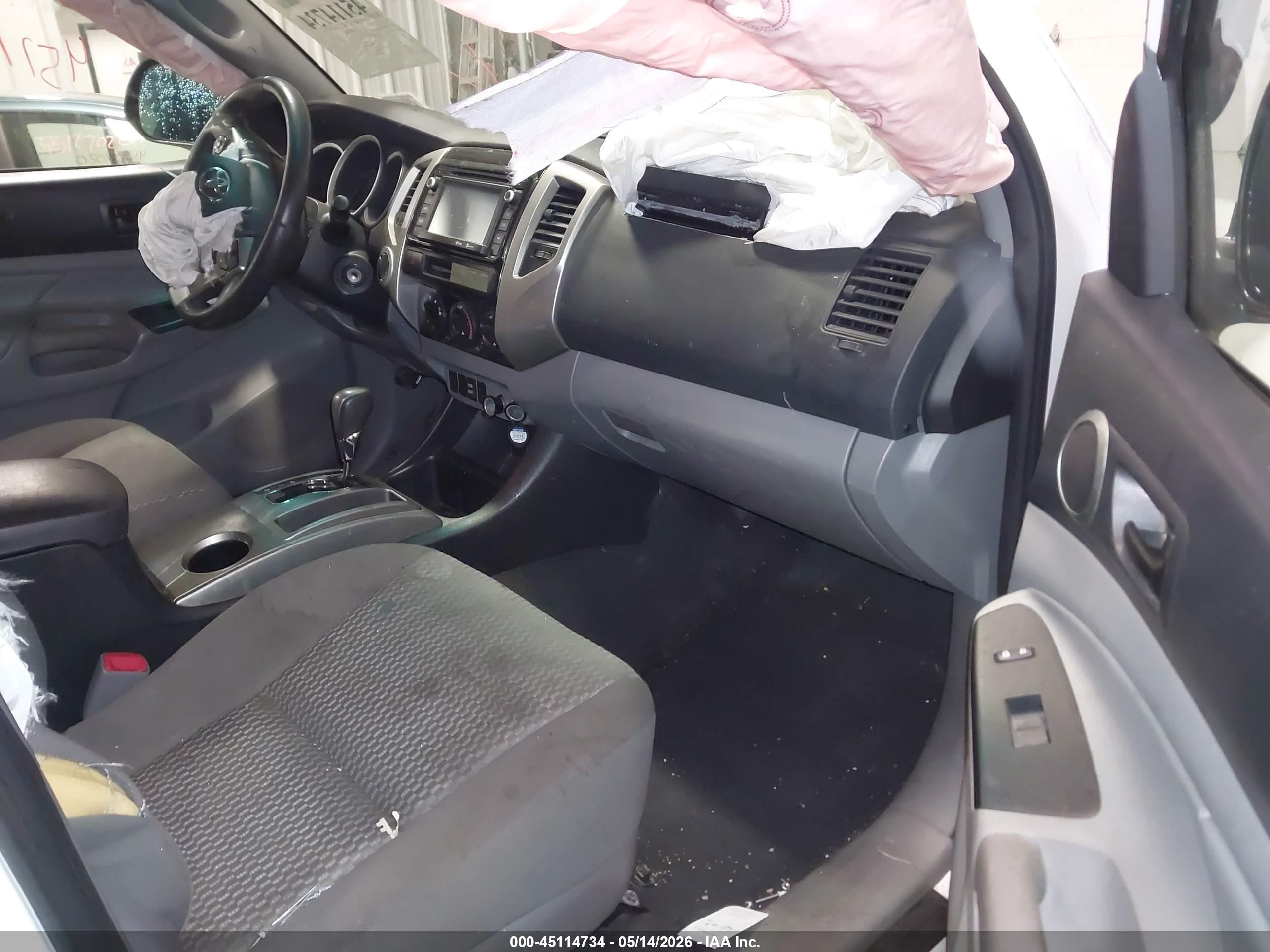 2015 Toyota Tacoma Base V6 White vin: 3TMMU4FN9FM074085
