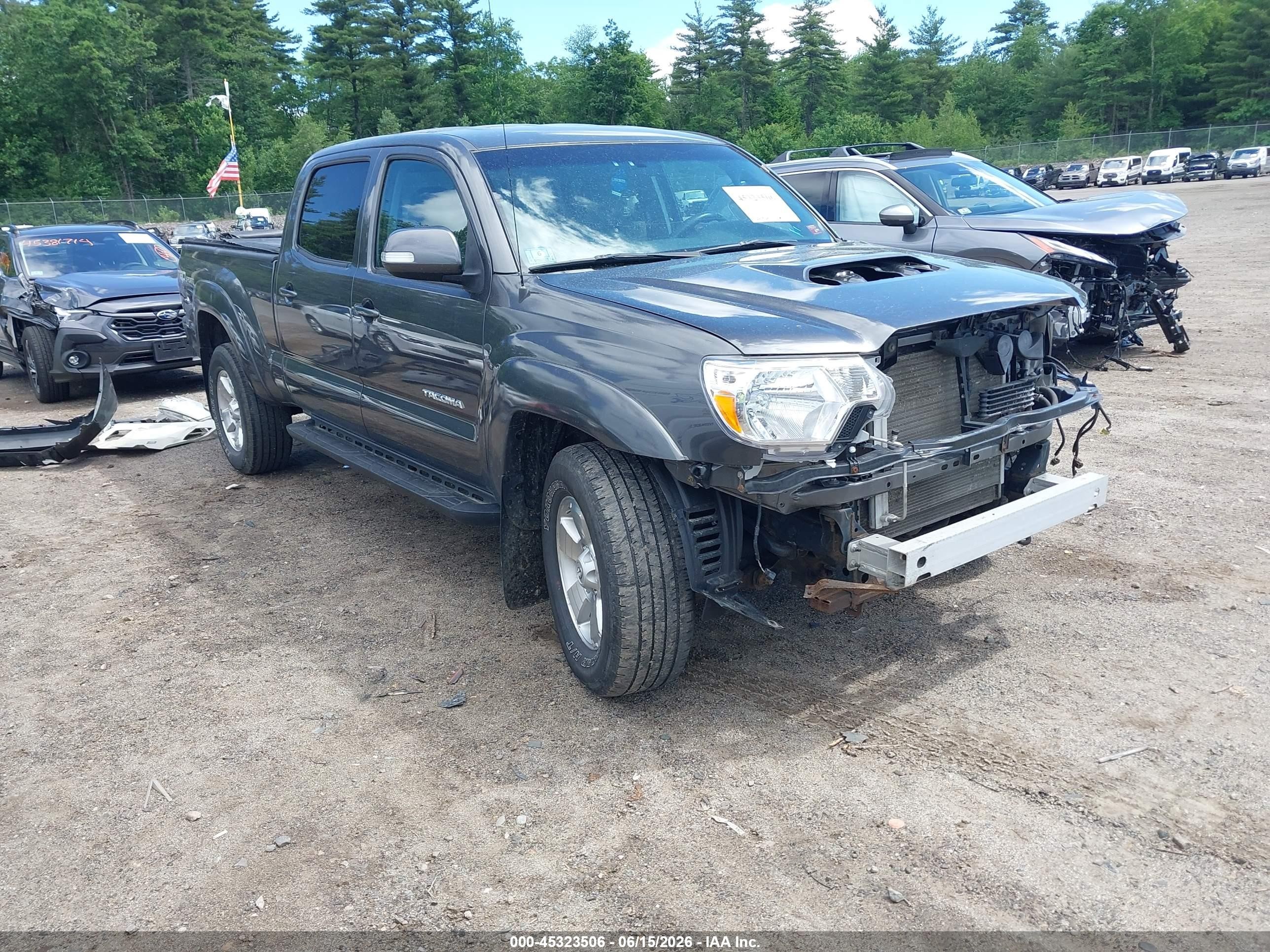 2015 Toyota Tacoma Base V6 Gray vin: 3TMMU4FN9FM079335