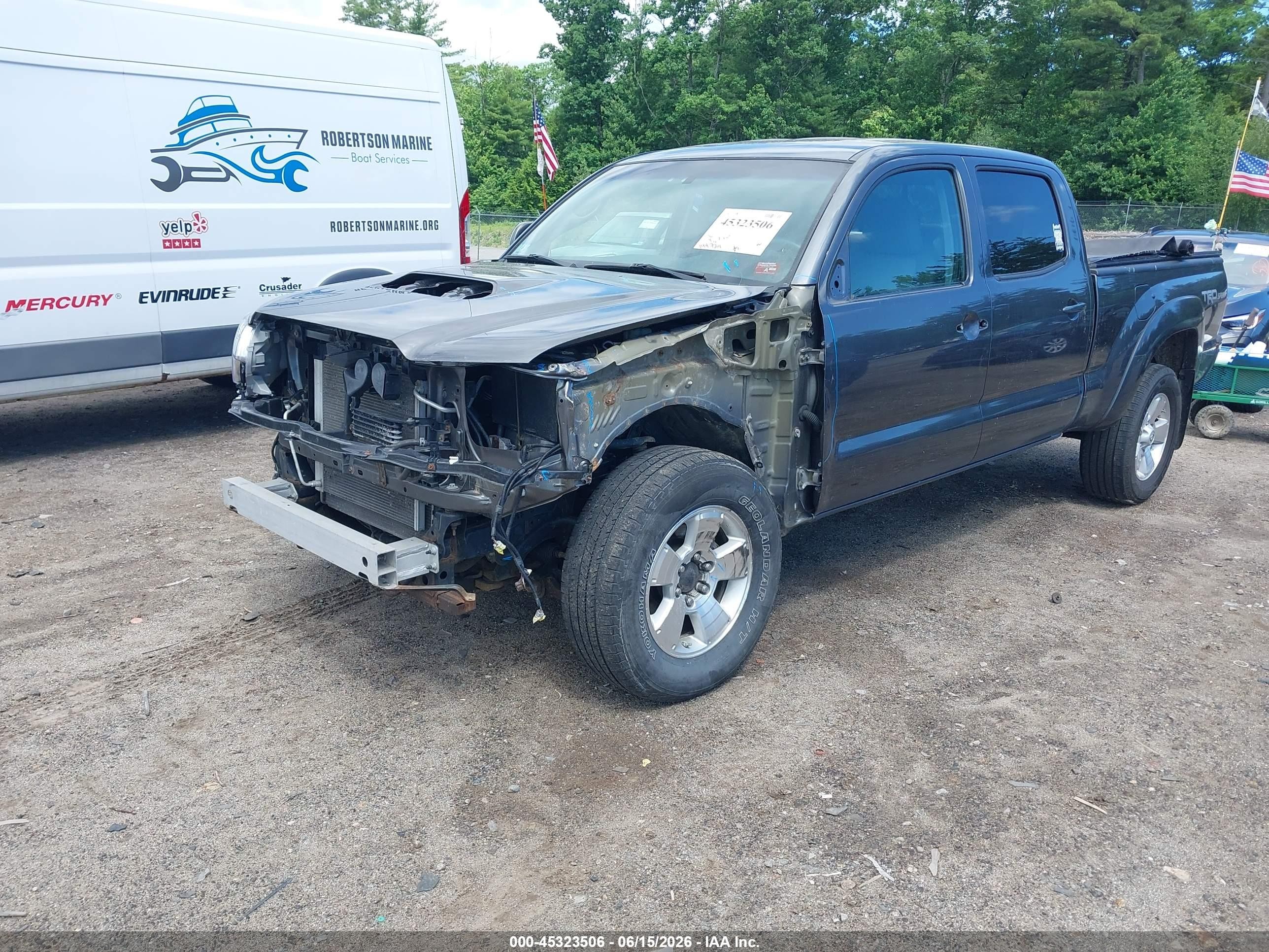 2015 Toyota Tacoma Base V6 Gray vin: 3TMMU4FN9FM079335