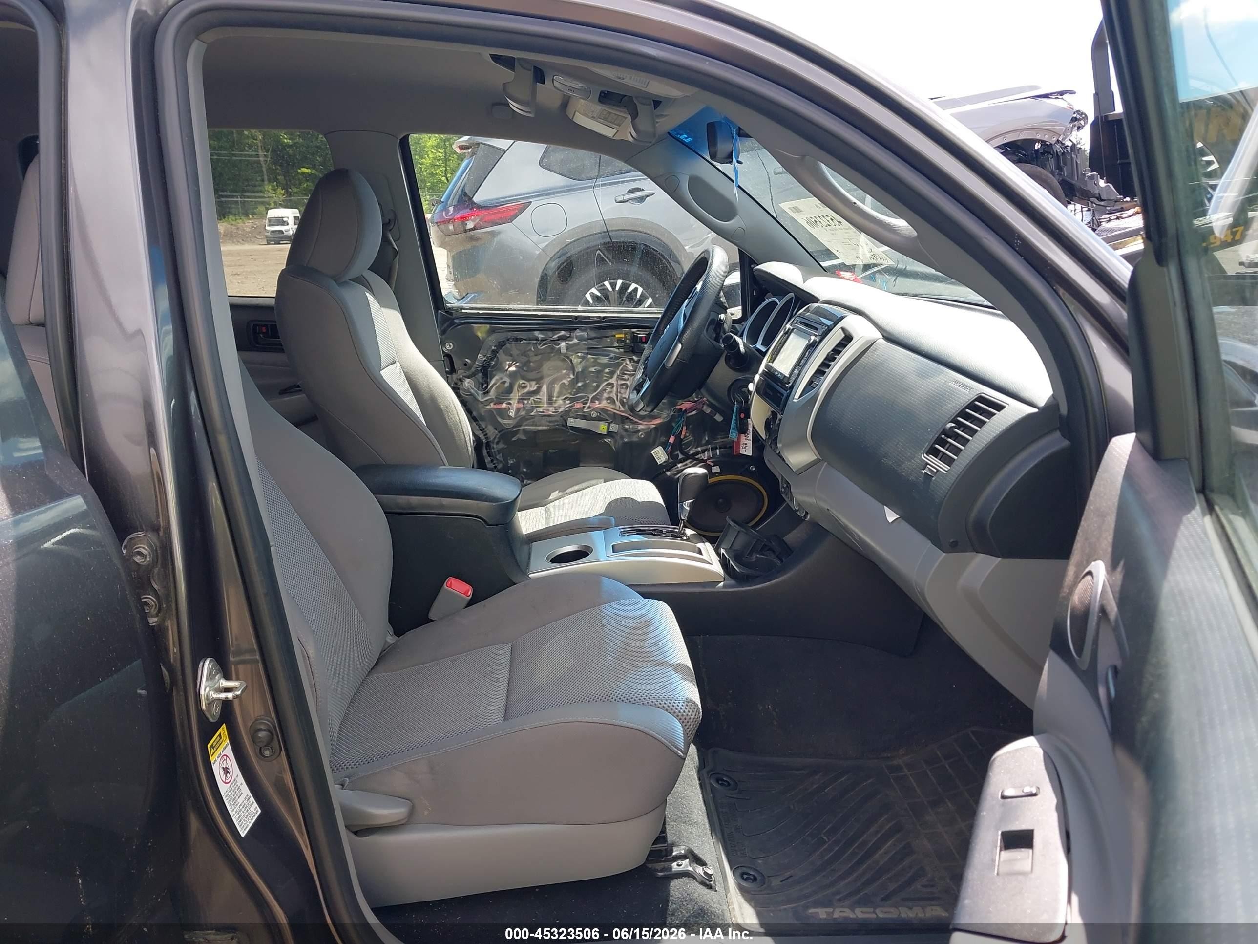 2015 Toyota Tacoma Base V6 Gray vin: 3TMMU4FN9FM079335
