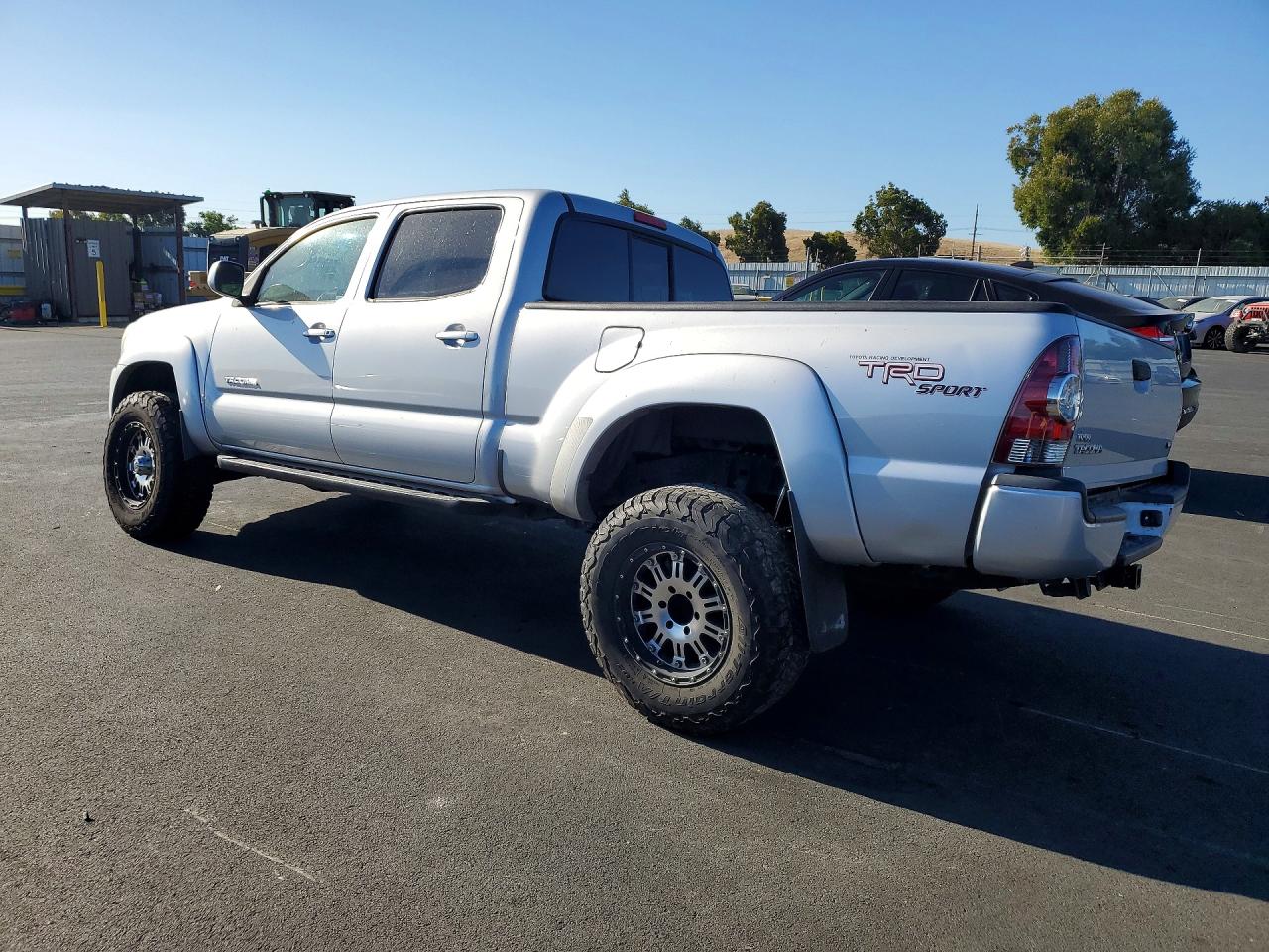 2011 Toyota Tacoma Double Cab Long Bed Серебряный vin: 3TMMU4FNXBM030218