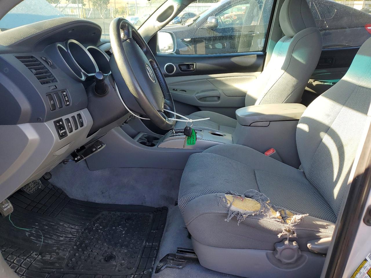 2011 Toyota Tacoma Double Cab Long Bed Серебряный vin: 3TMMU4FNXBM030218