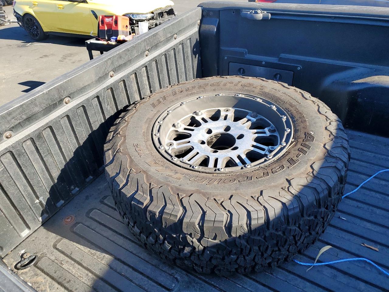 2011 Toyota Tacoma Double Cab Long Bed Серебряный vin: 3TMMU4FNXBM030218
