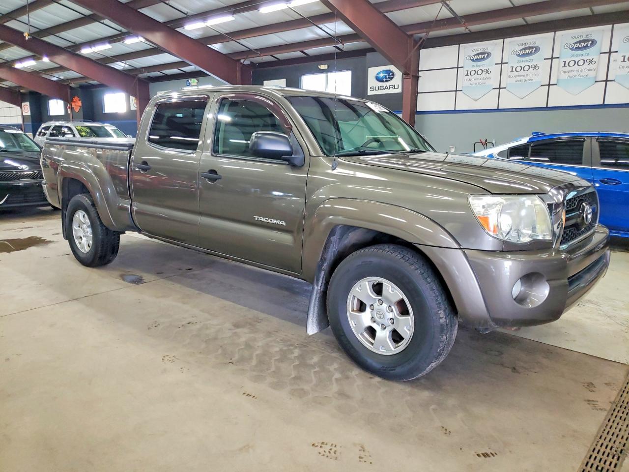 2011 Toyota Tacoma Double Cab Long Bed Gray vin: 3TMMU4FNXBM037430