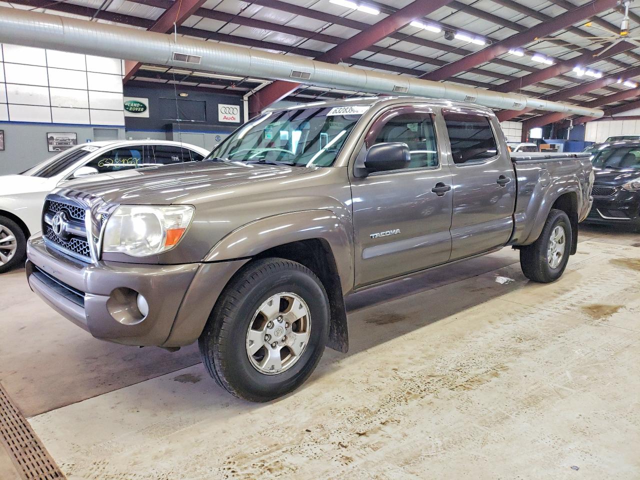 2011 Toyota Tacoma Double Cab Long Bed Gray vin: 3TMMU4FNXBM037430