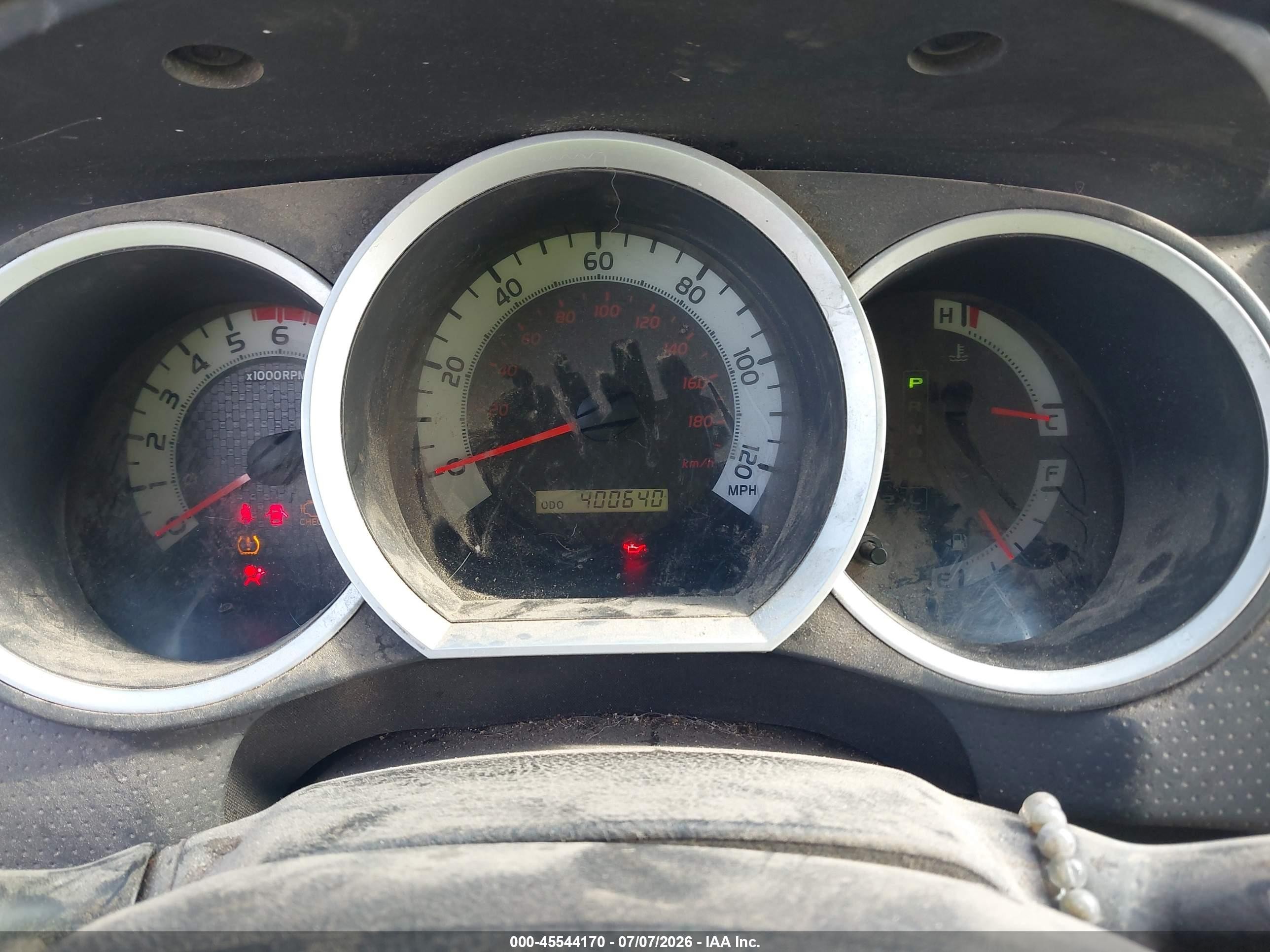 2015 Toyota Tacoma Base V6 Silver vin: 3TMMU4FNXFM078162