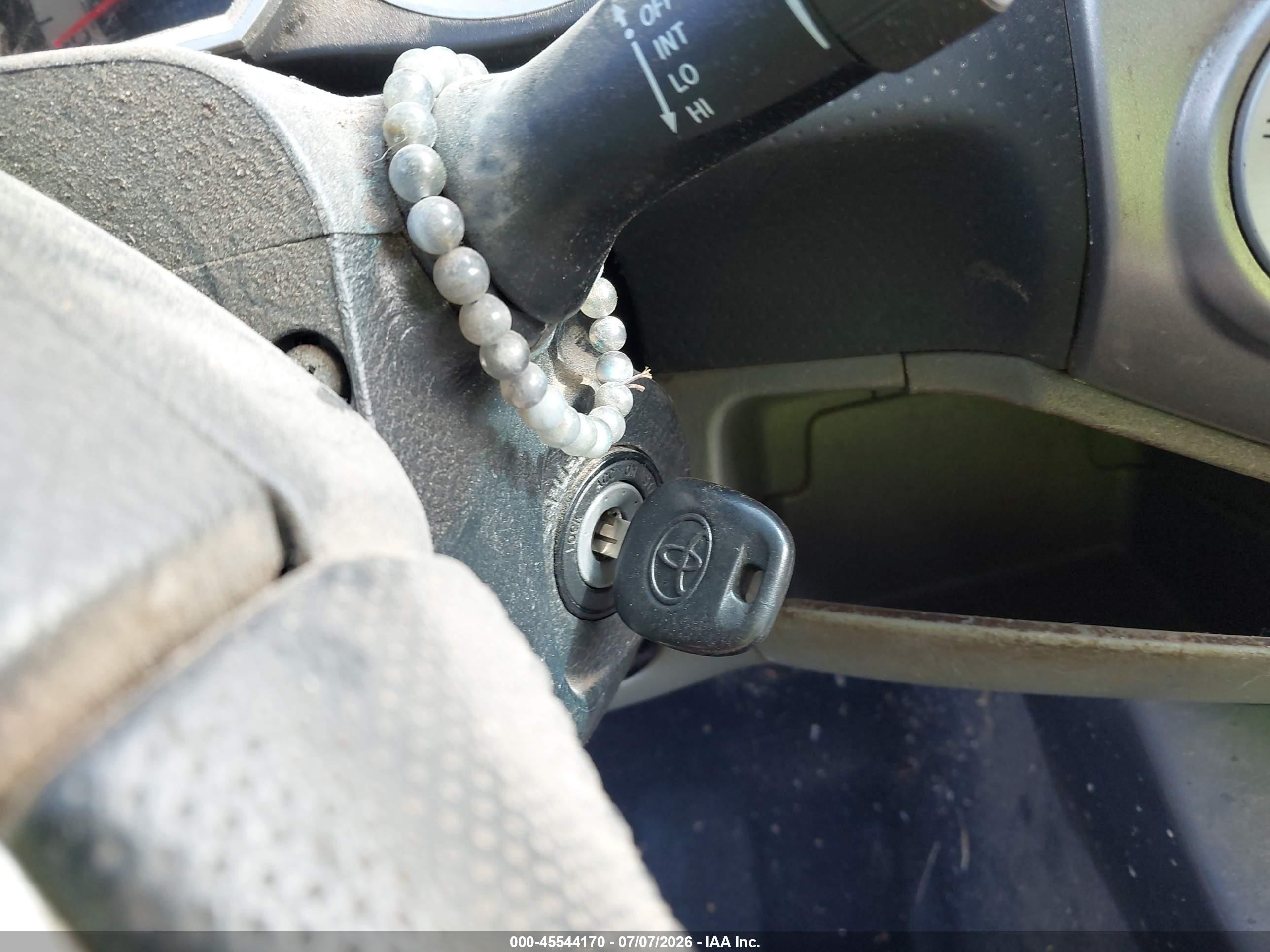 2015 Toyota Tacoma Base V6 Silver vin: 3TMMU4FNXFM078162