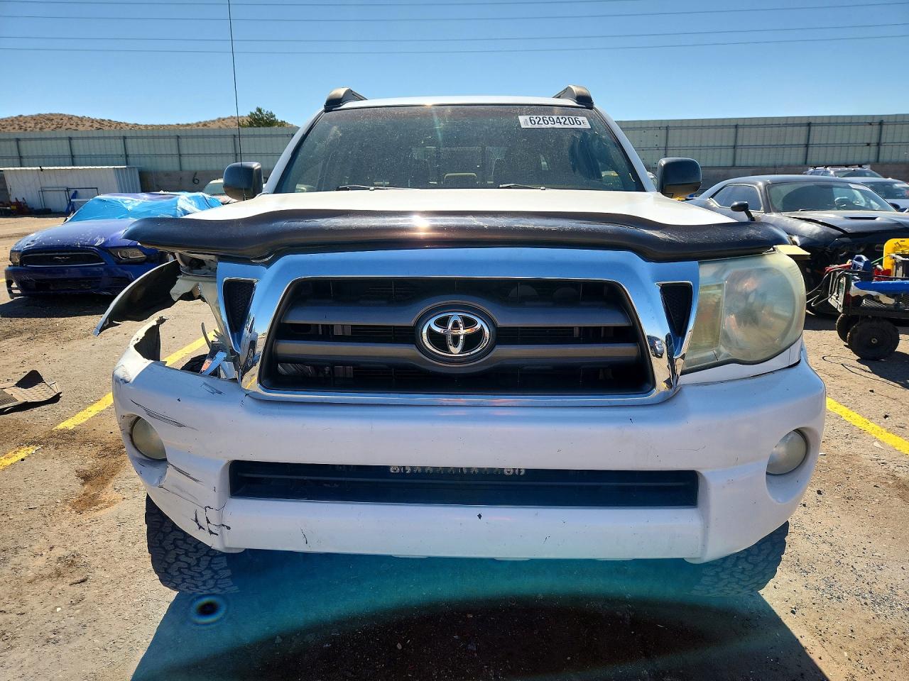2009 Toyota Tacoma Double Cab Long Bed White vin: 3TMMU52N19M015046