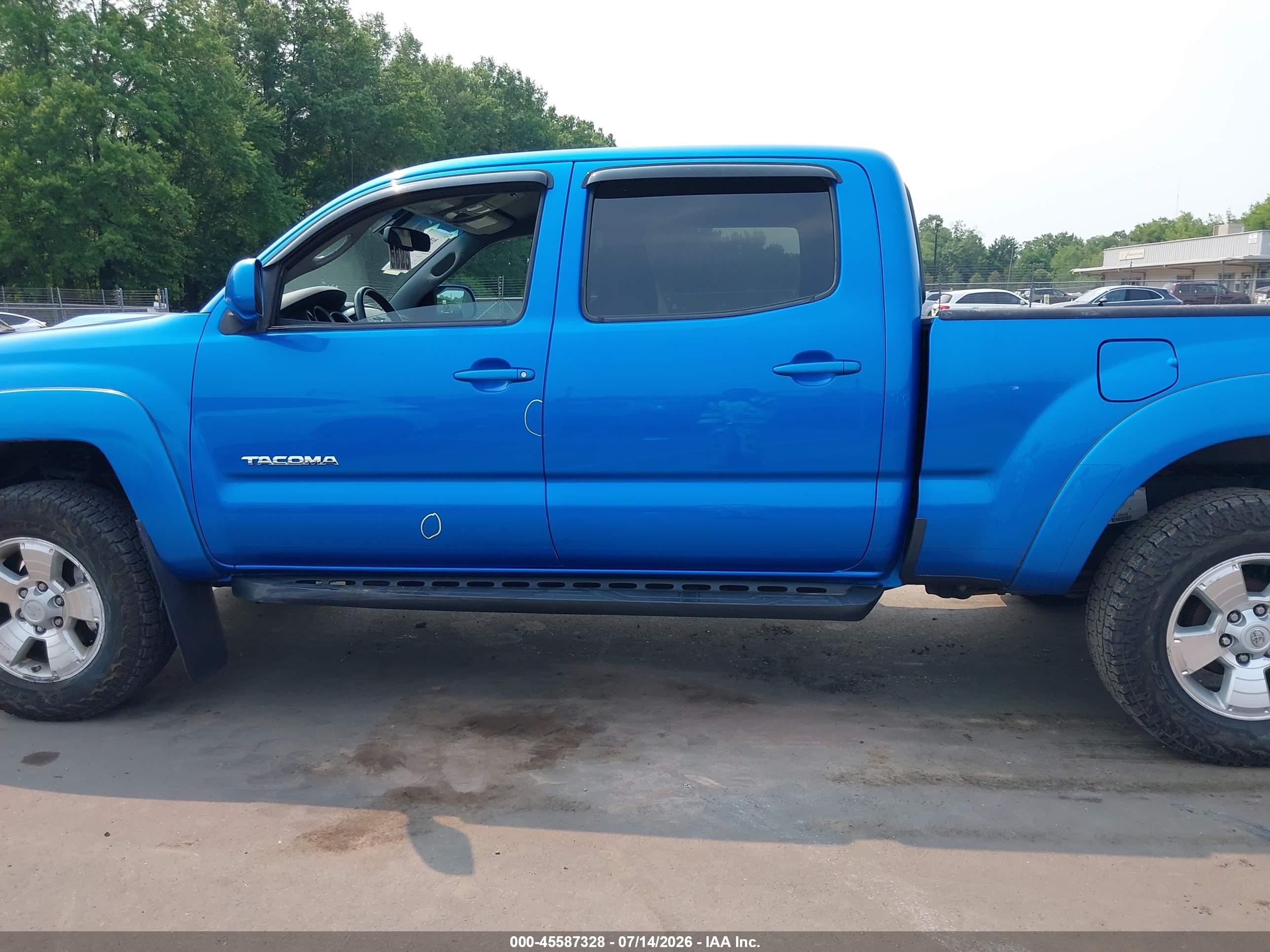 2009 Toyota Tacoma Base V6 Light Blue vin: 3TMMU52N39M010088