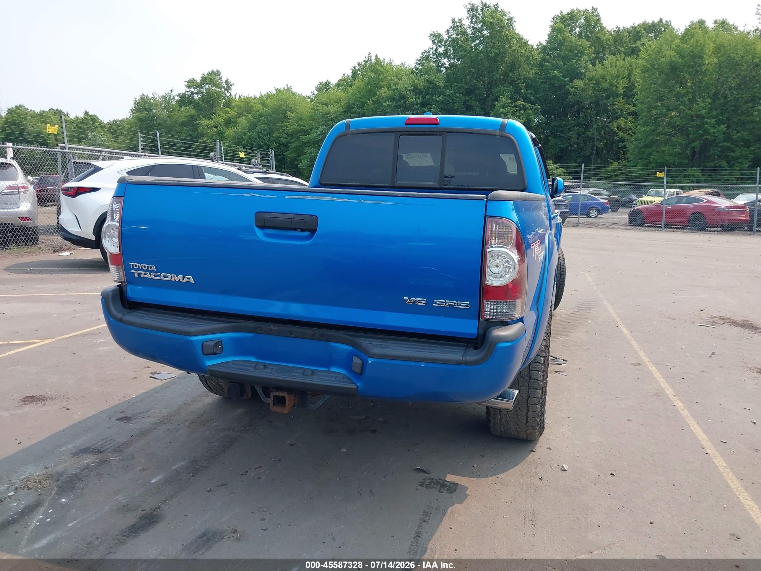 2009 Toyota Tacoma Base V6 Light Blue vin: 3TMMU52N39M010088