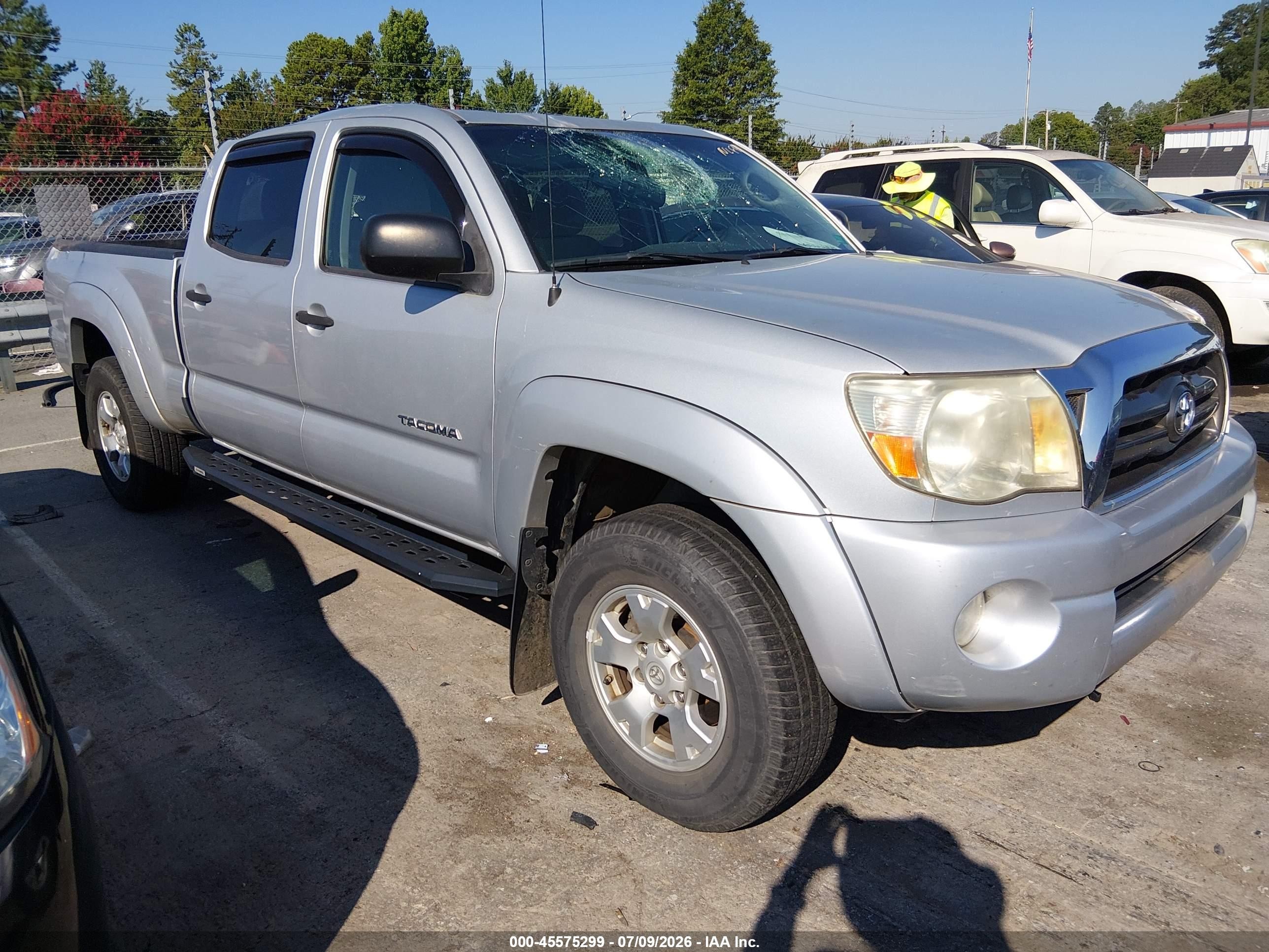 2009 Toyota Tacoma Base V6 Silver vin: 3TMMU52N39M015209