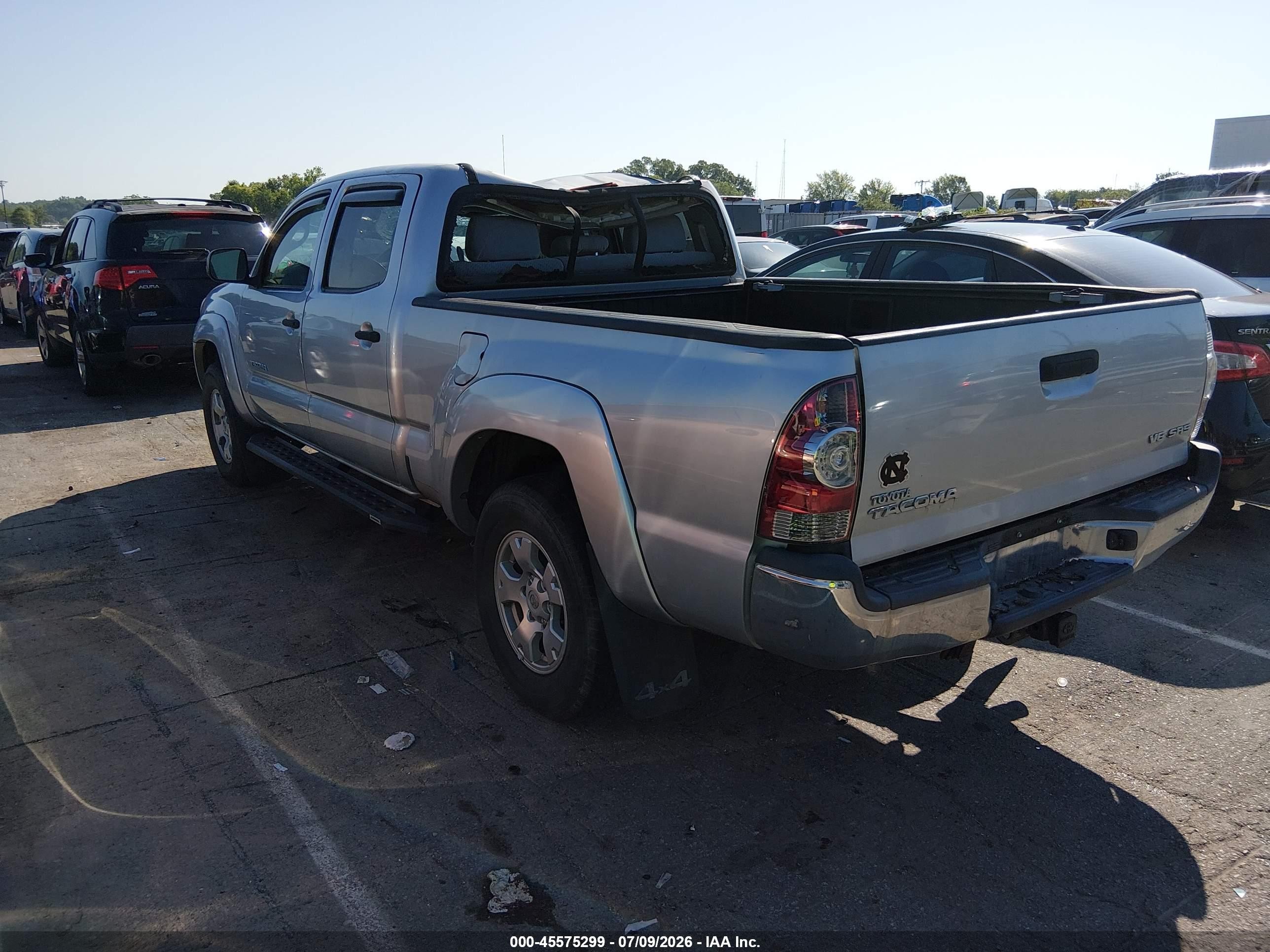 2009 Toyota Tacoma Base V6 Silver vin: 3TMMU52N39M015209