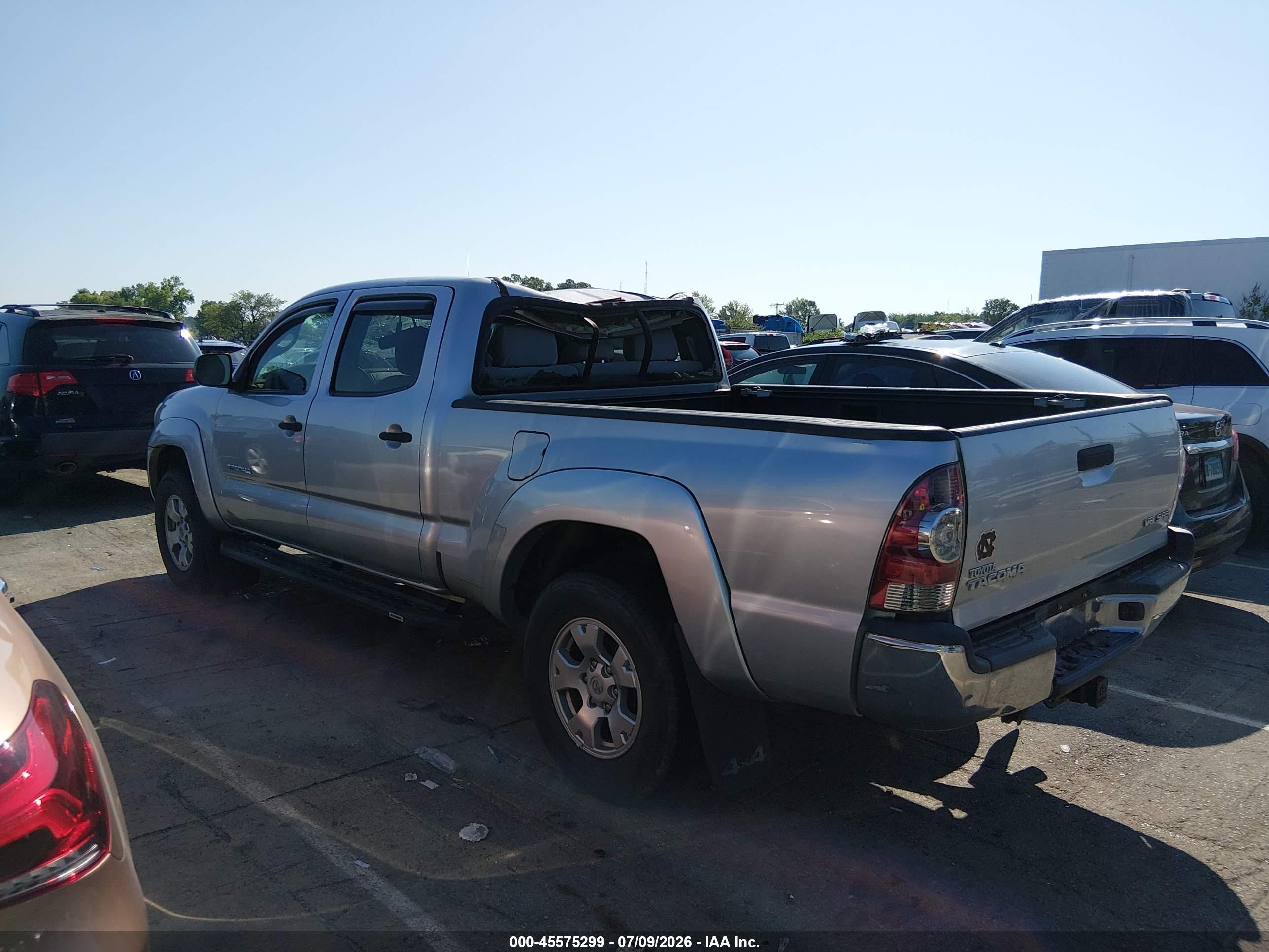 2009 Toyota Tacoma Base V6 Silver vin: 3TMMU52N39M015209