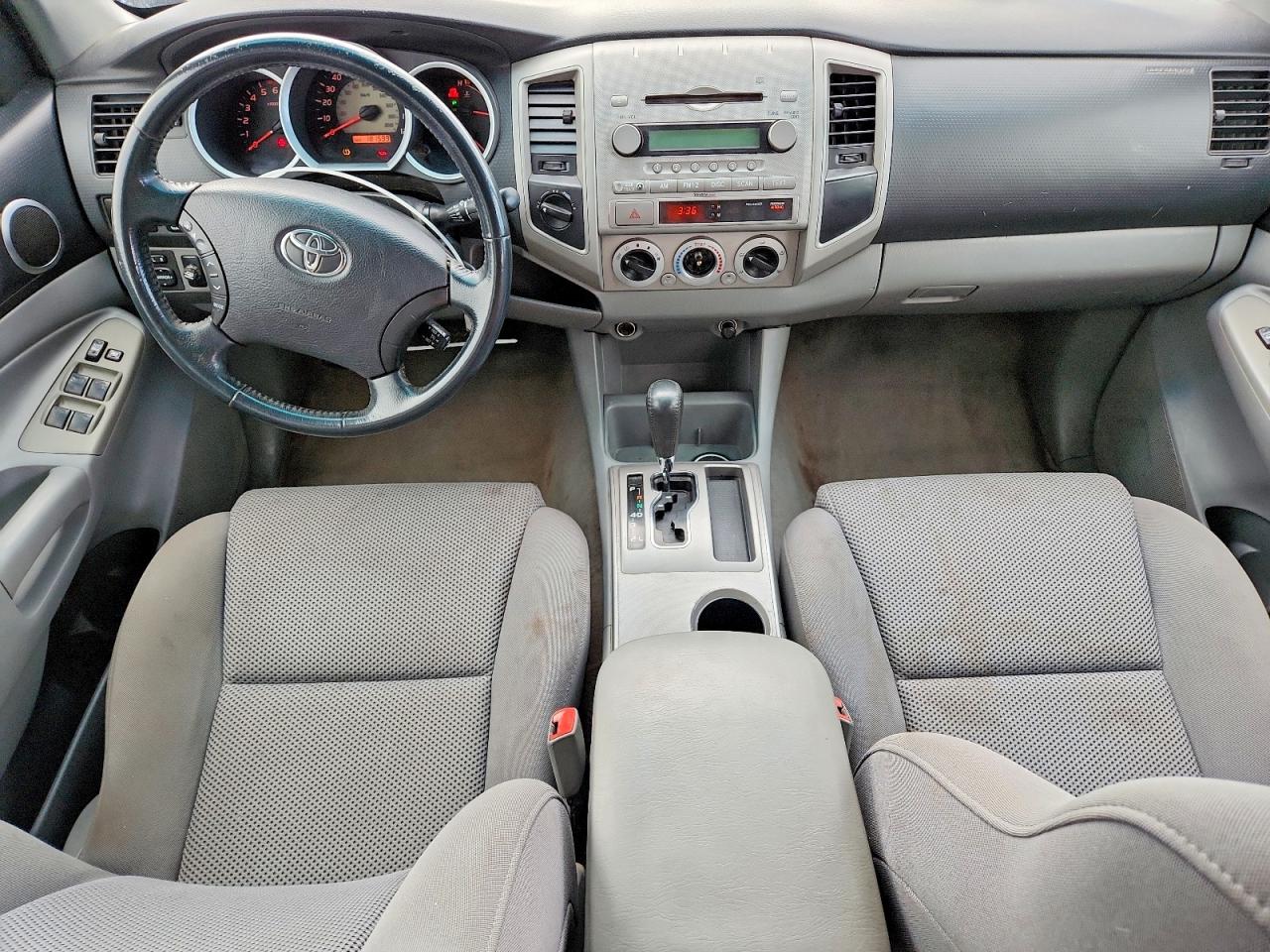2008 Toyota Tacoma V6 Silver vin: 3TMMU52N48M005674