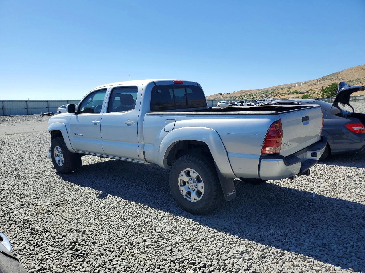 2008 Toyota Tacoma Double Cab Long Bed Silver vin: 3TMMU52N58M005652