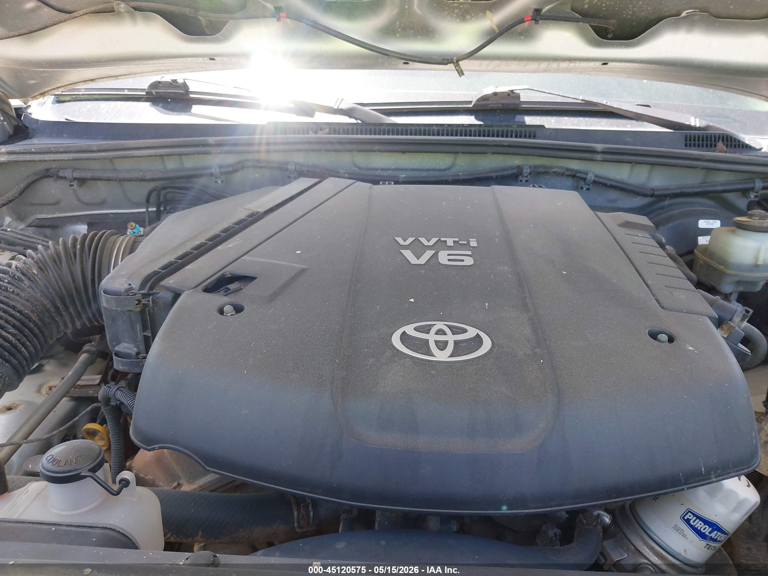 2009 Toyota Tacoma Base V6 Silver vin: 3TMMU52N59M011405