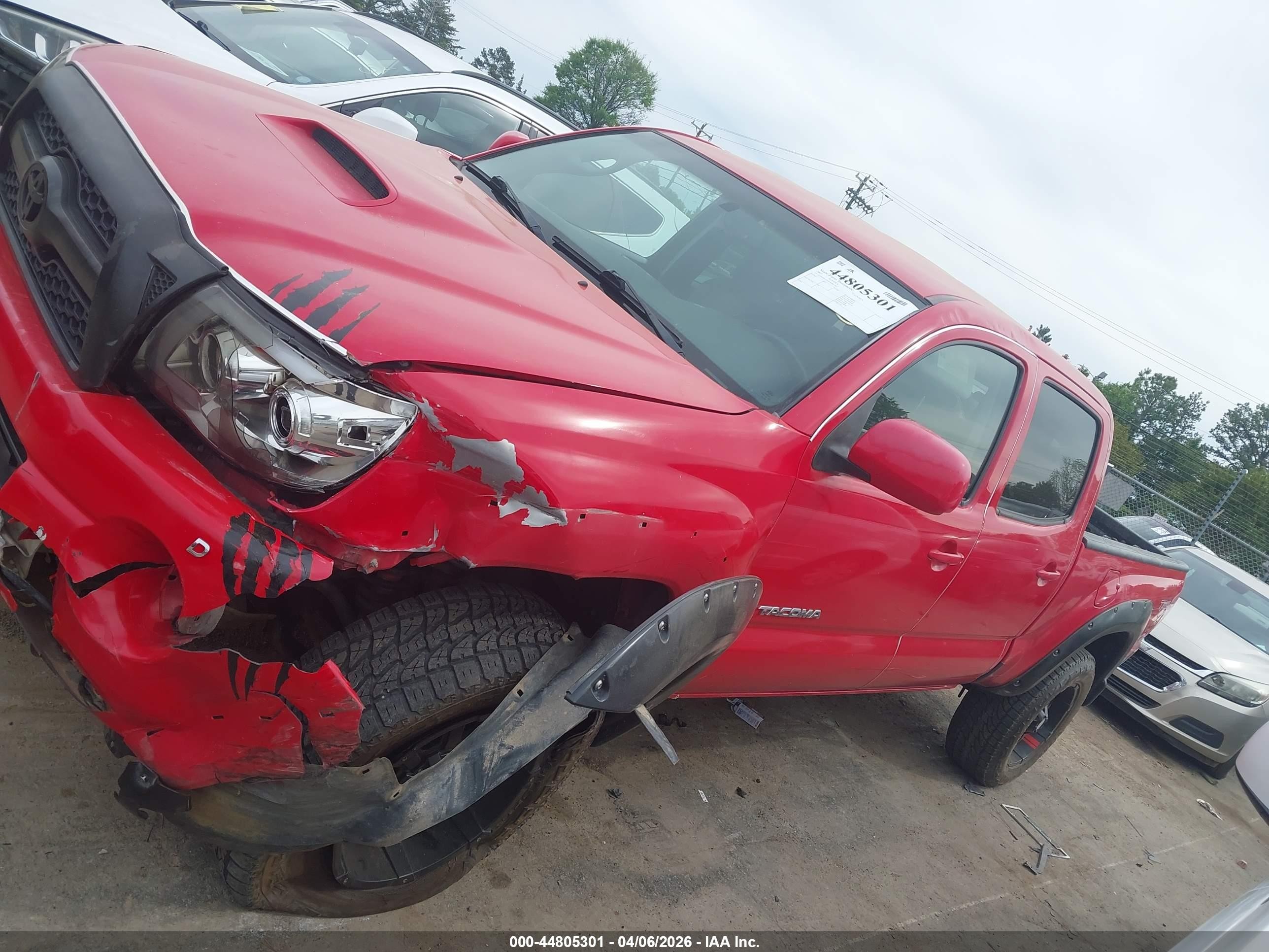 2007 Toyota Tacoma Base V6 Red vin: 3TMMU52N97M003742