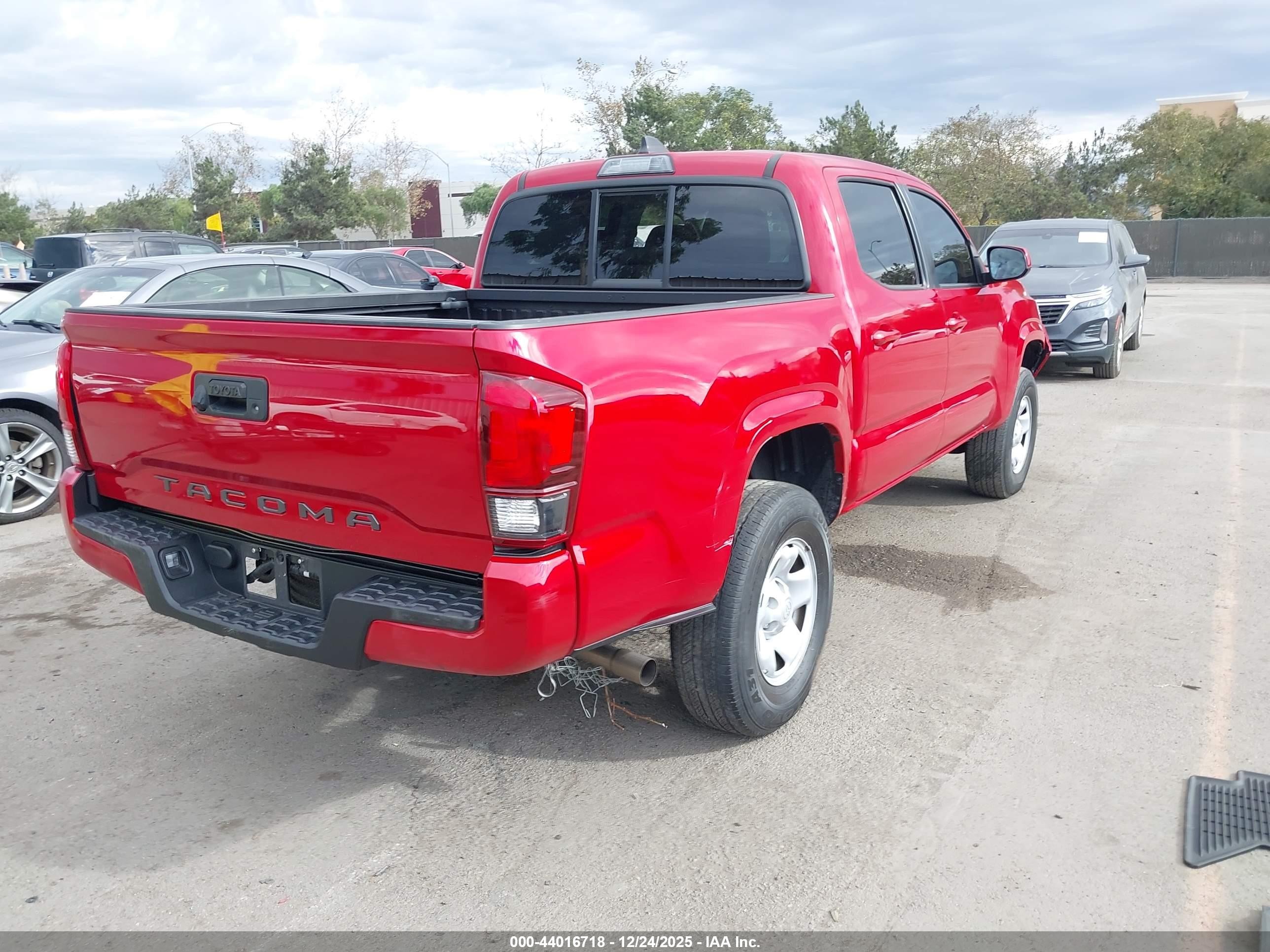 2021 Toyota Tacoma Sr Red vin: 3TYAX5GN1MT016424