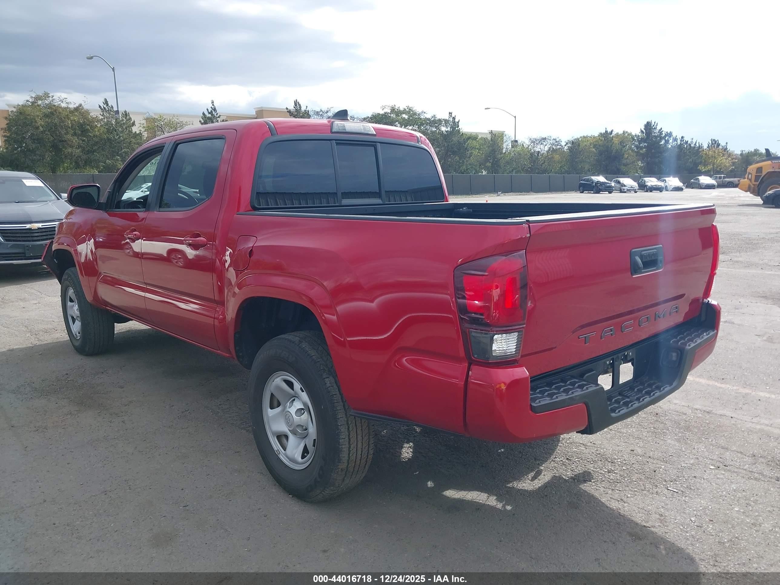 2021 Toyota Tacoma Sr Red vin: 3TYAX5GN1MT016424
